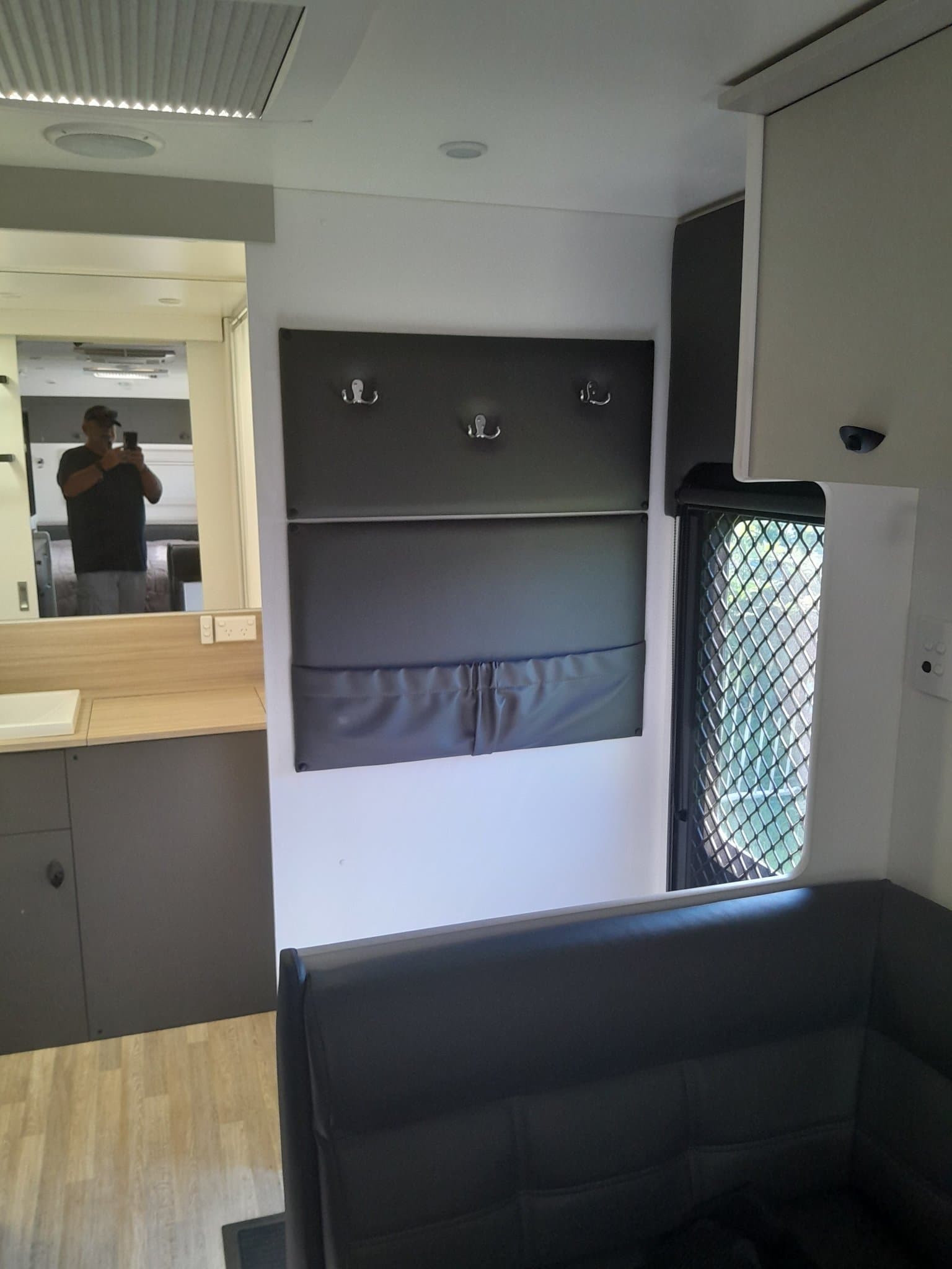 2022 Newlands Caravans Luxe — photo 2