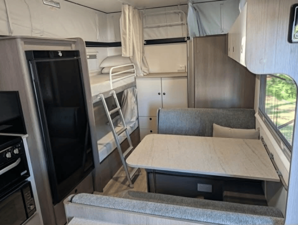 2023 Jayco Journey 17.58.3 Pop Top — photo 3