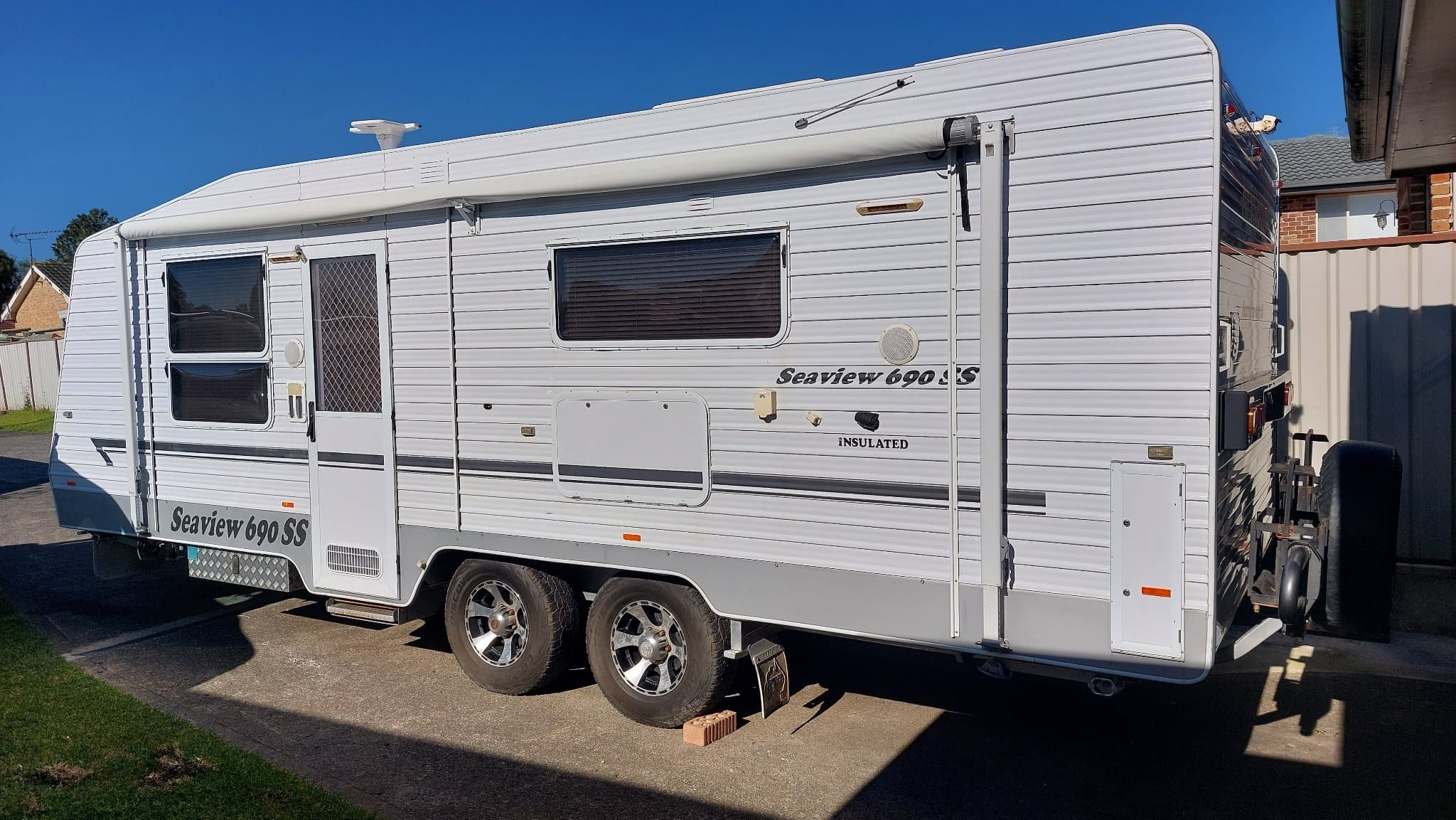 2012 Olympic Caravans Seaview 690 SS