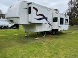 2008 Keystone Caravans Montana — photo 2