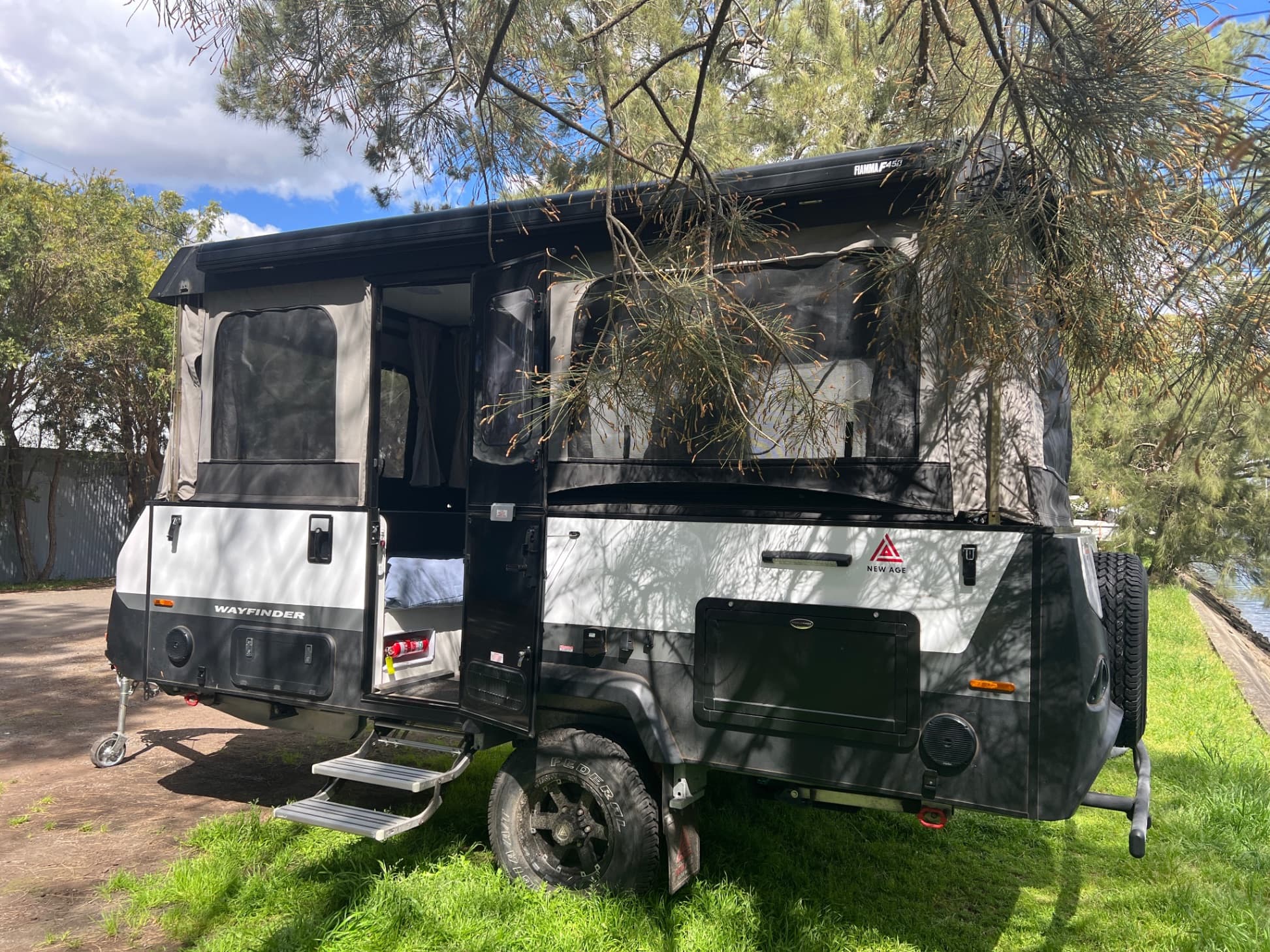 2019 New Age Caravans Wayfinder 13F — photo 2