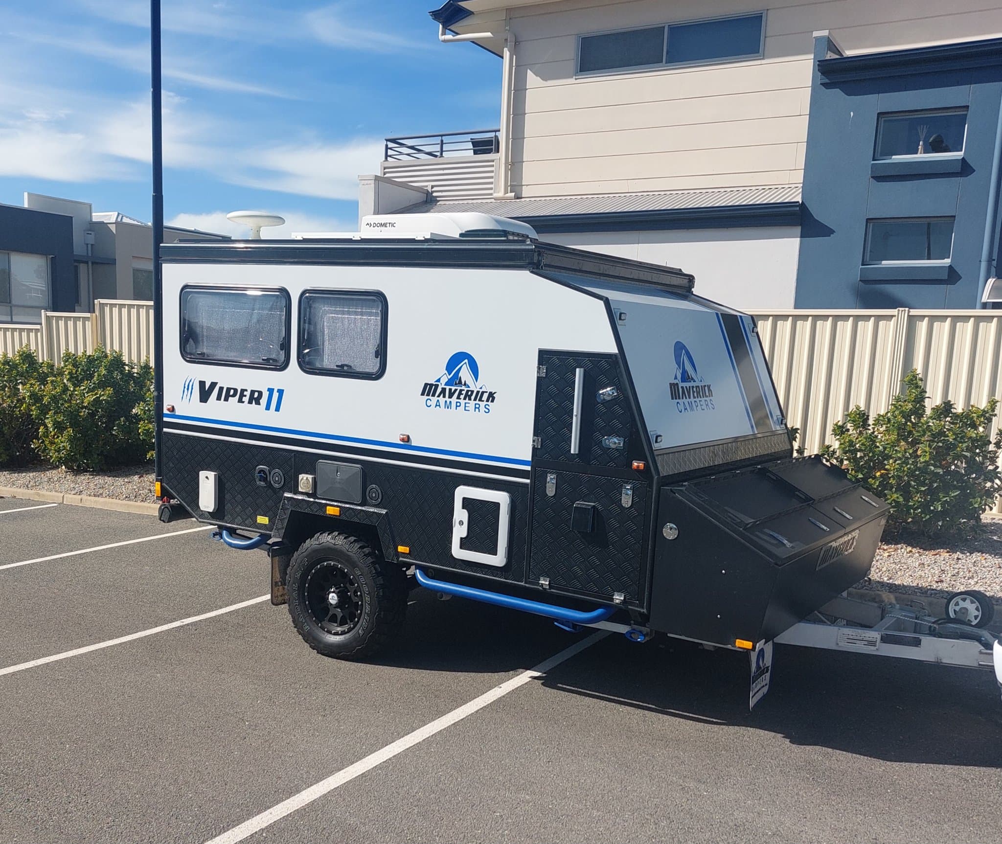 2023 Maverick Campers Viper 11 — photo 2