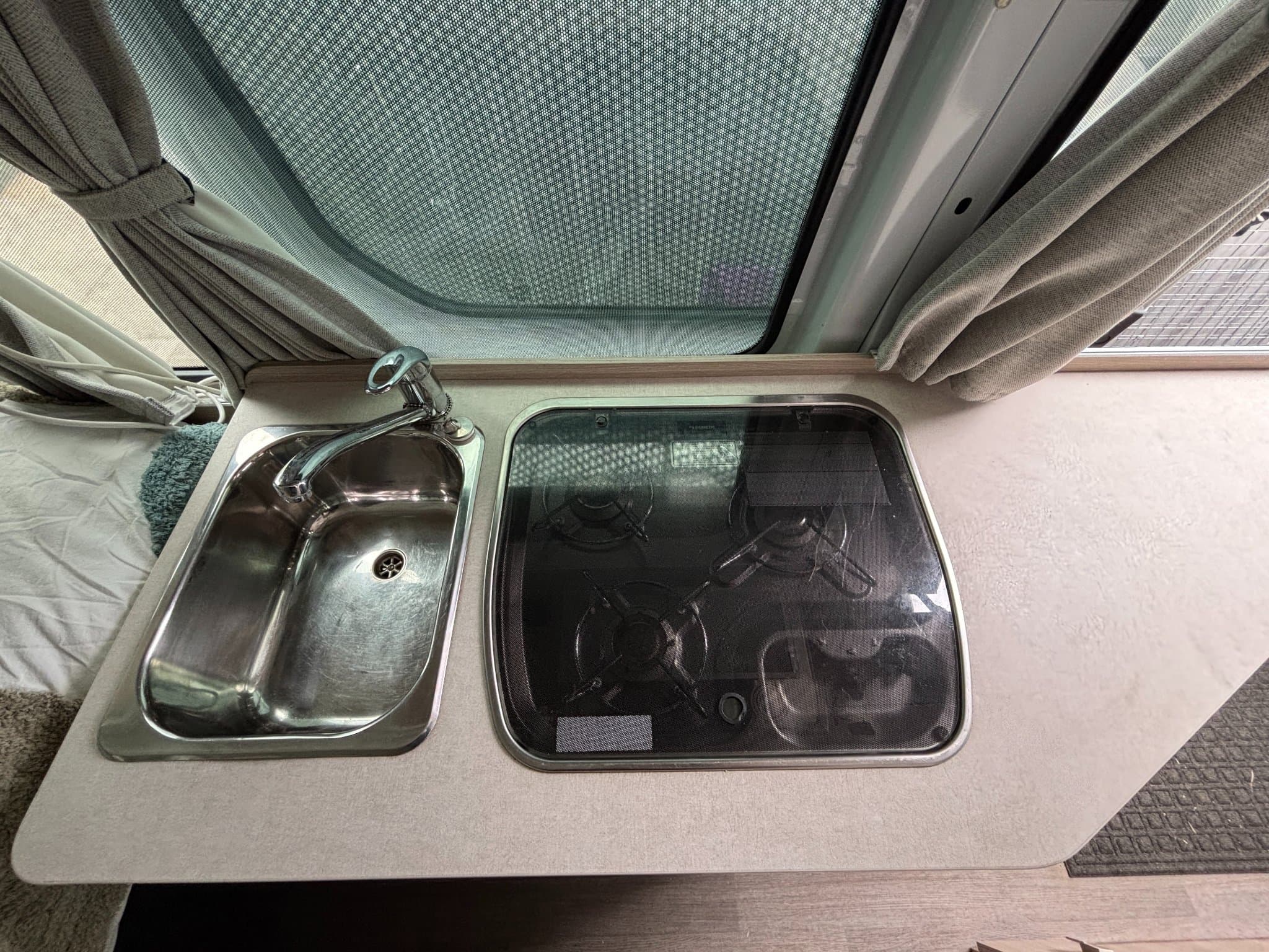 2020 Mercedes-Benz Sprinter 416 — photo 2