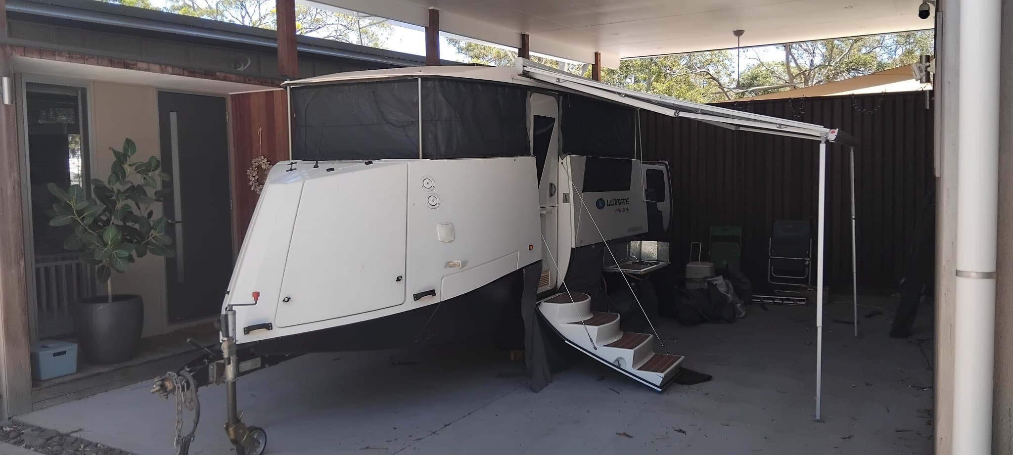 2014 Ultimate Campers Nautilus — photo 2