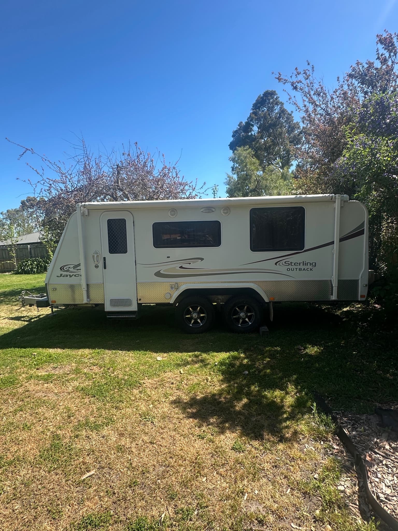 2010 Jayco Sterling 17-55-3 — photo 2