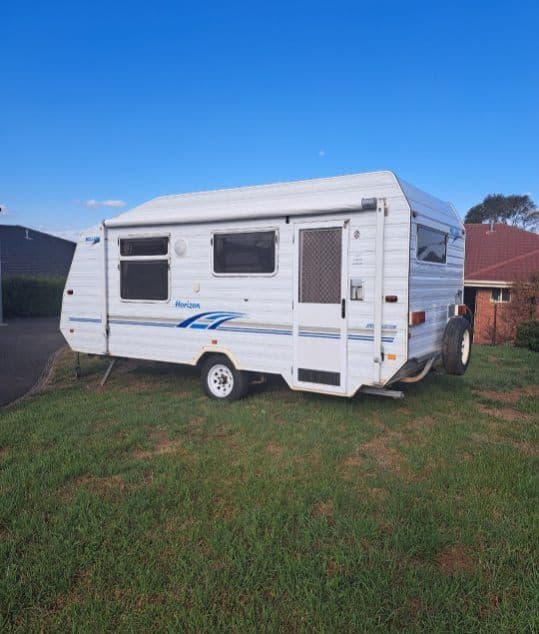2003 Millard Caravans Horizon