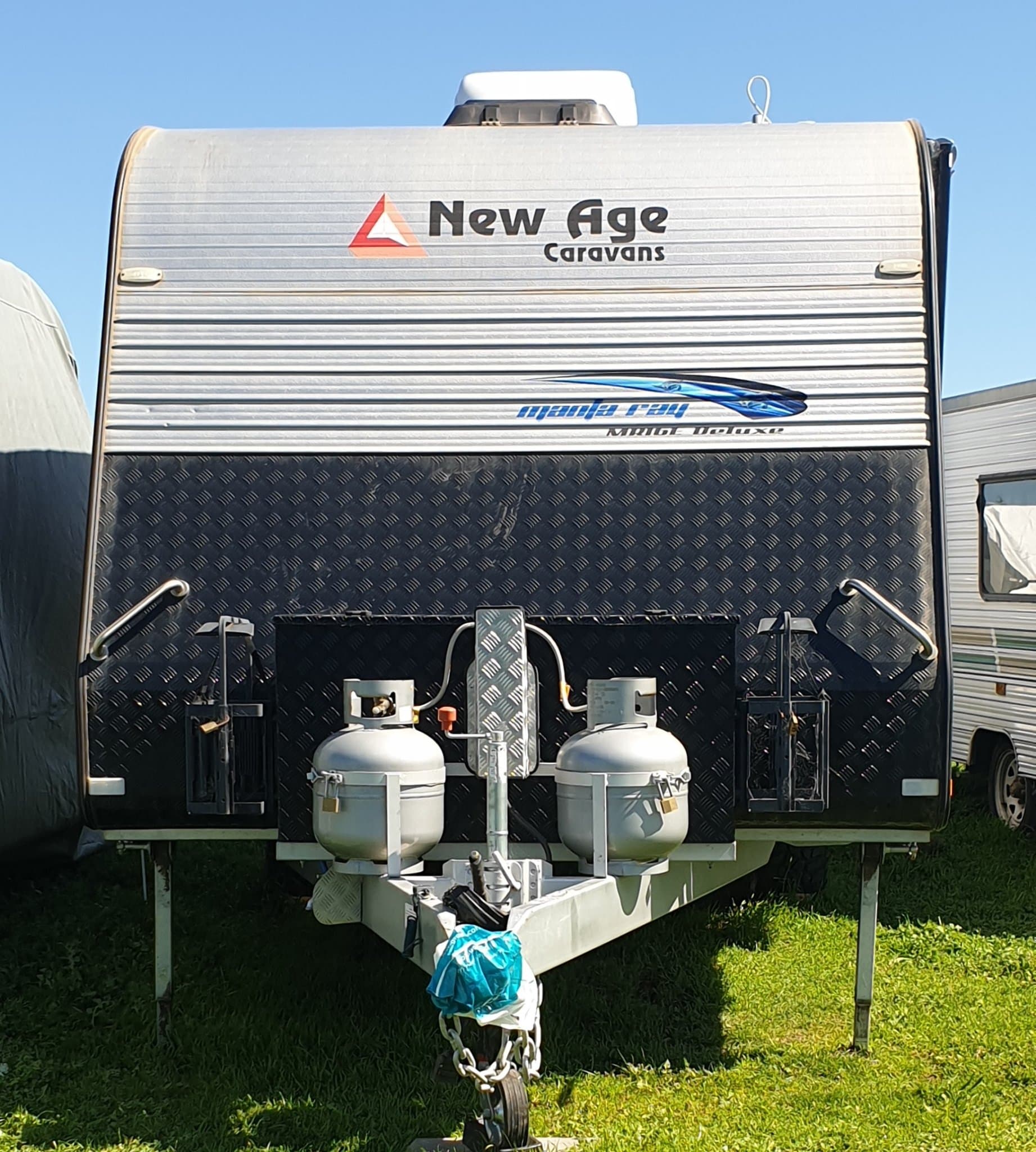 2017 New Age Caravans MANTA RAY 16ft — photo 2
