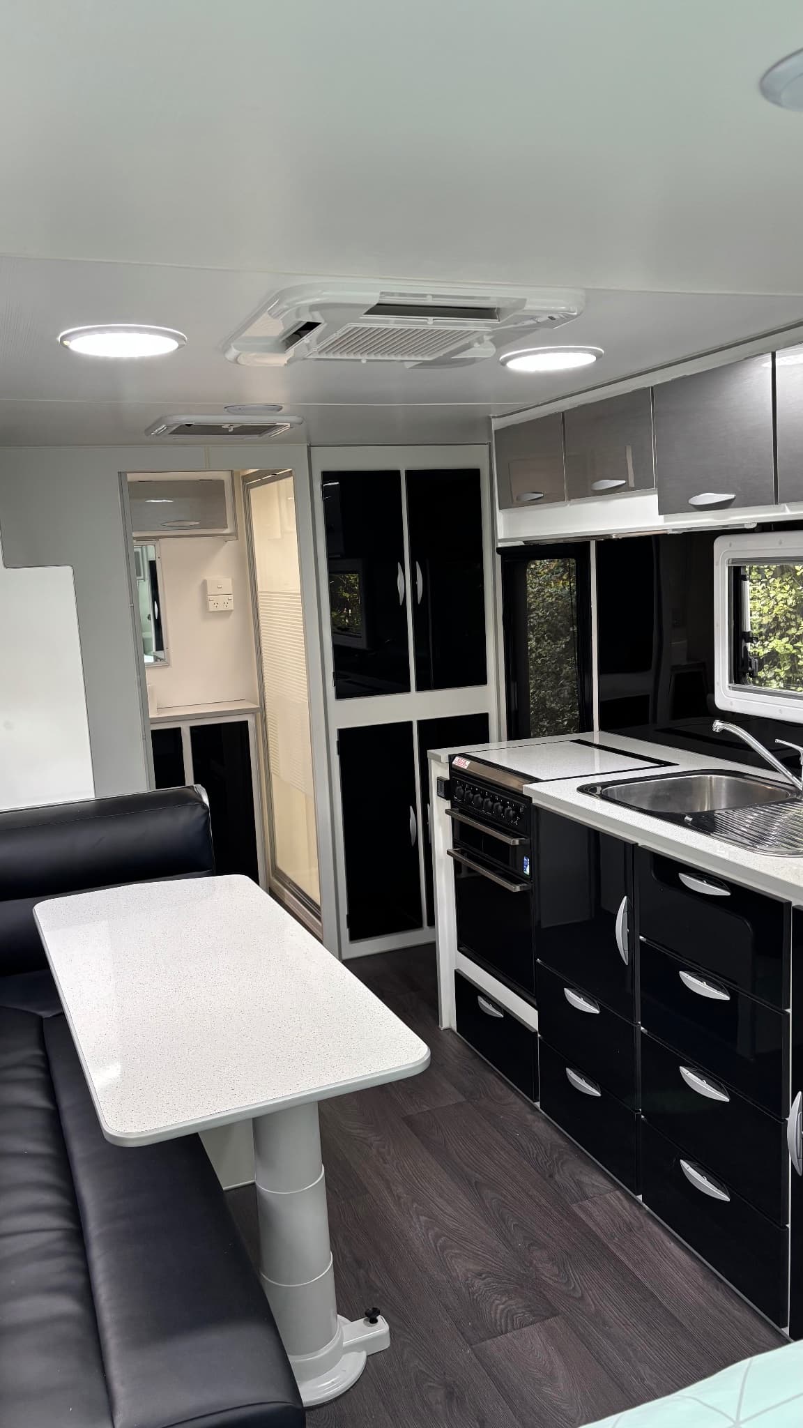 2018 Supreme Caravans Classic Tourer — photo 2