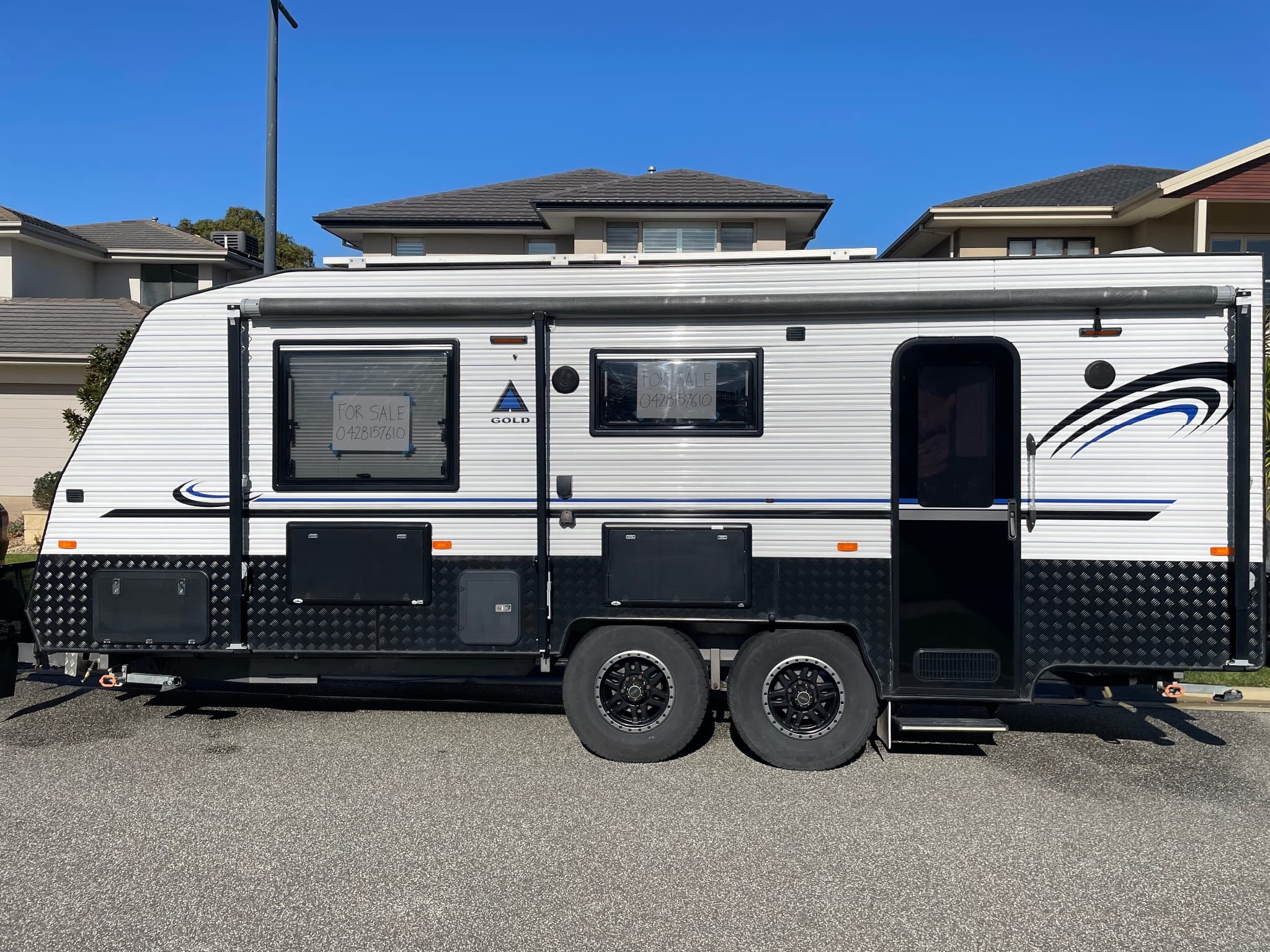 2020 Leader Caravans Gold LE 20K Series — photo 2
