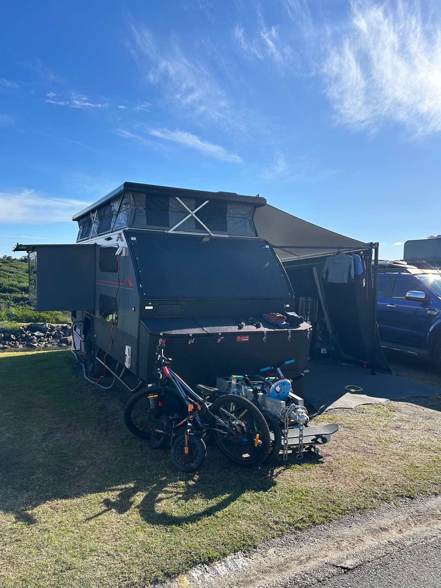 2024 Blue Tongue XH 16 — photo 2