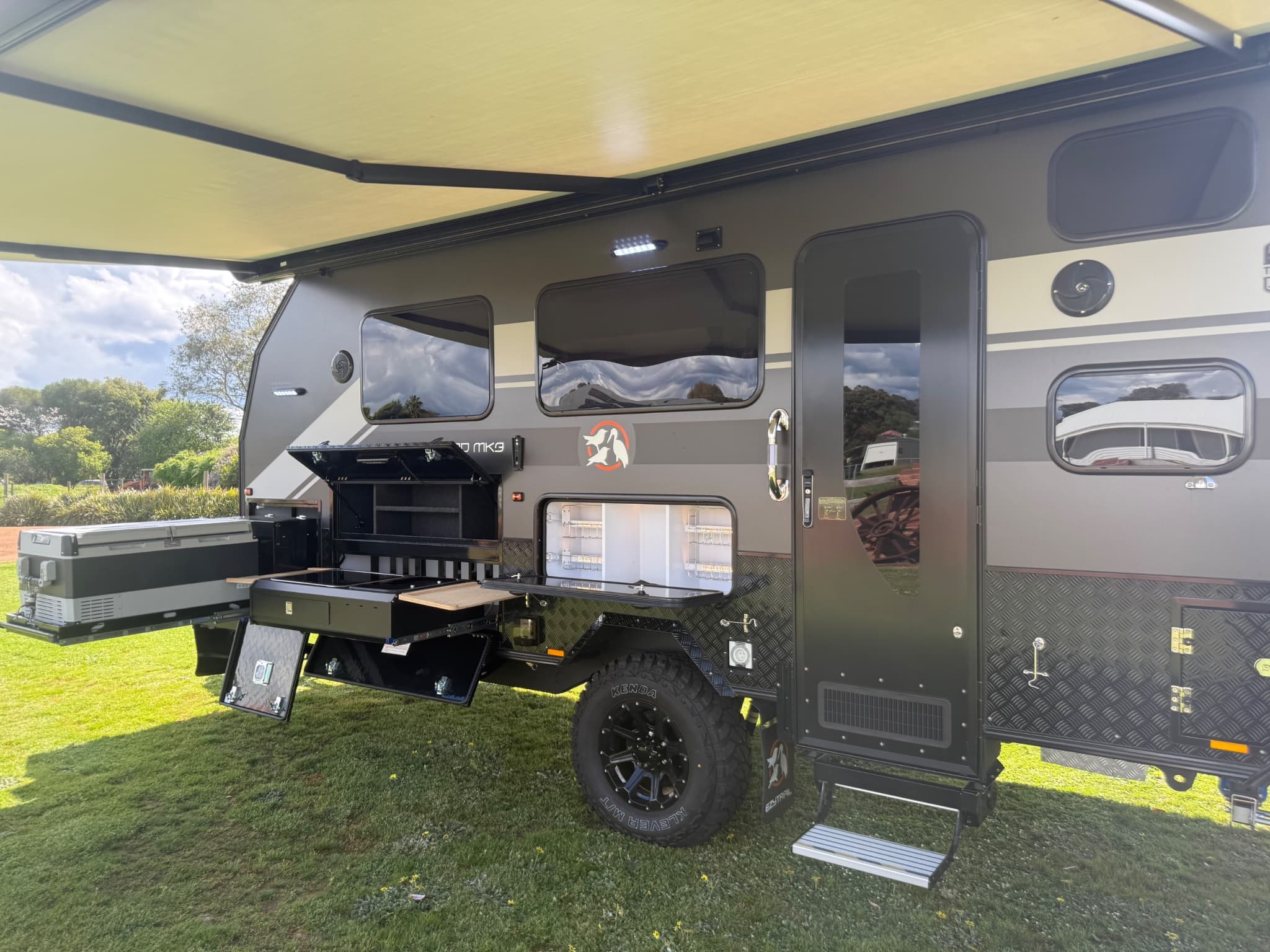 2025 EzyTrail Campers Ceduna 16 Mk3 Quad — photo 2