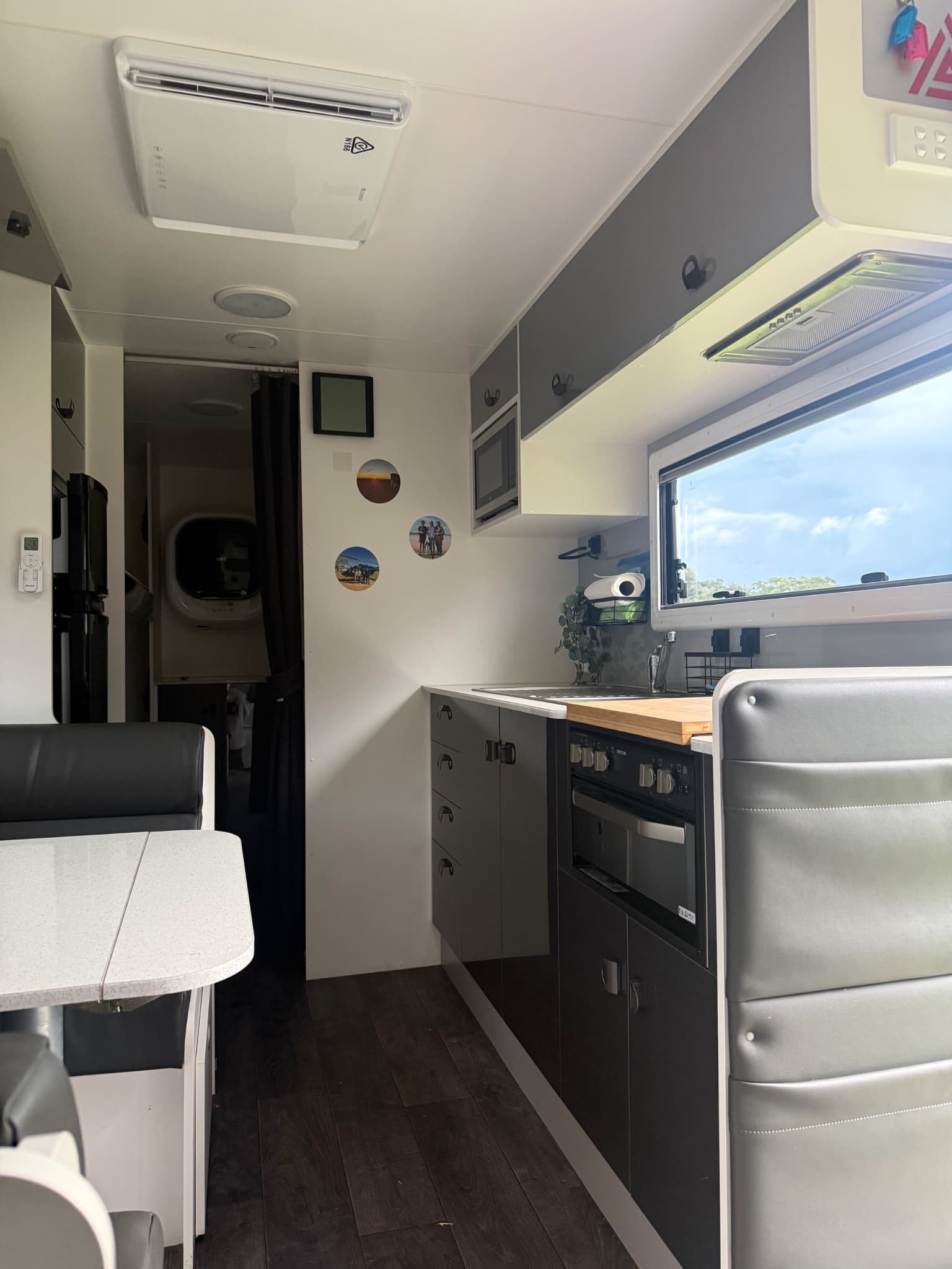 2022 New Age Caravans Road Owl 19BE Adventurer — photo 3
