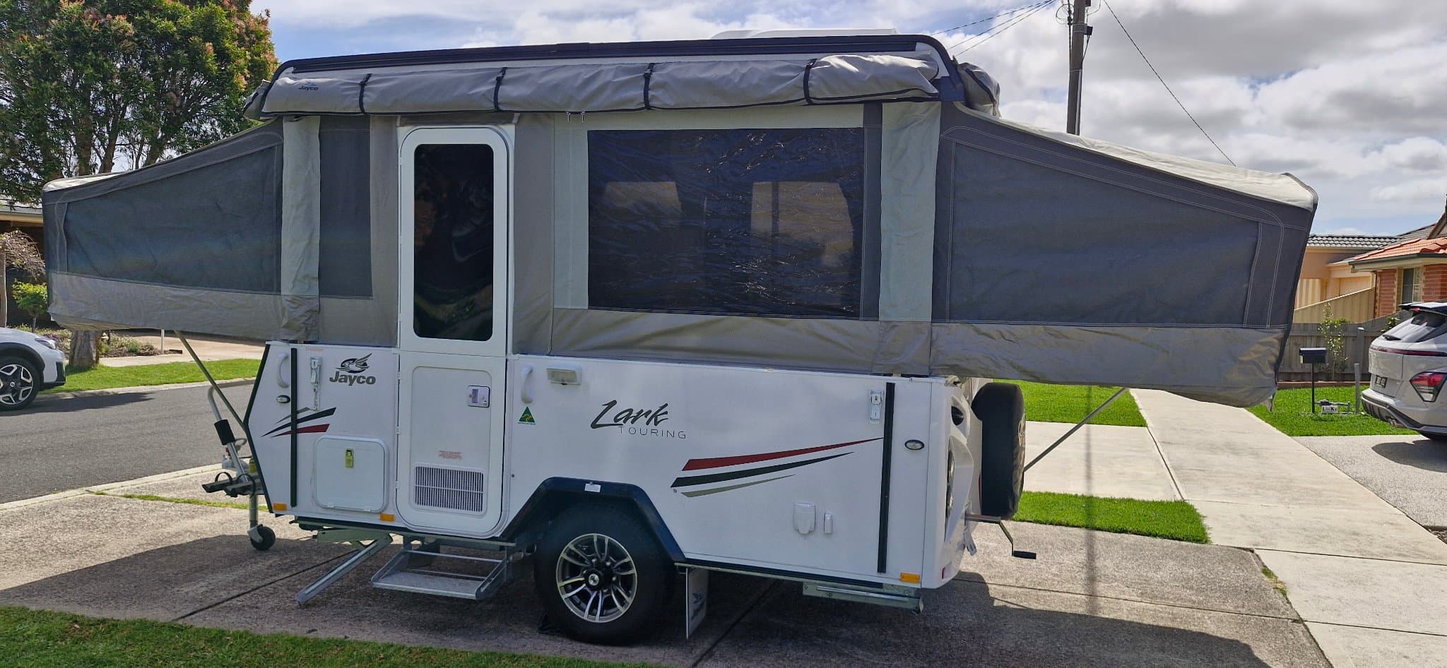 2022 Jayco Lark — photo 2