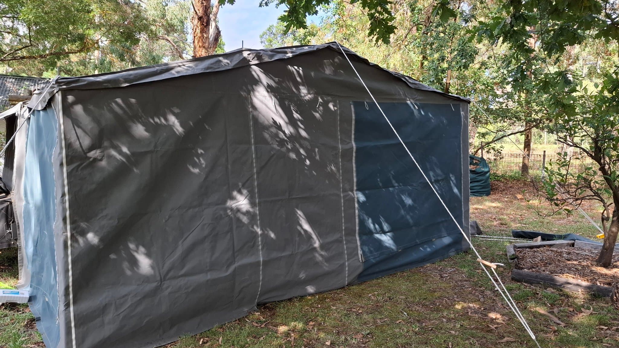 2013 Outback Campers Newell — photo 2