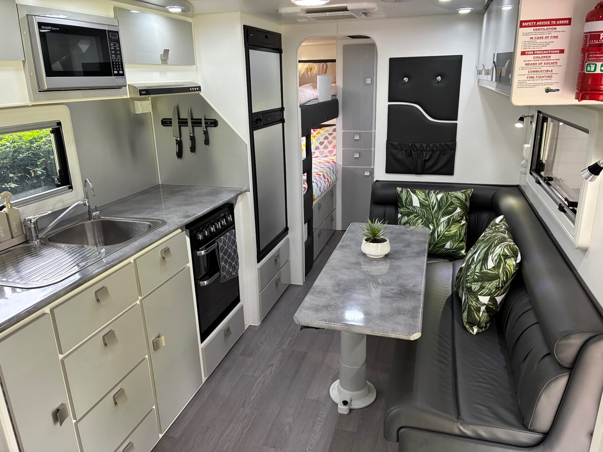 2017 Montana Westwood — photo 2