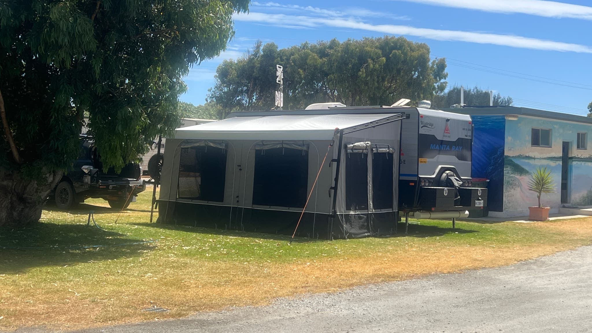 2023 New Age Caravans Manta Ray ER19S — photo 2