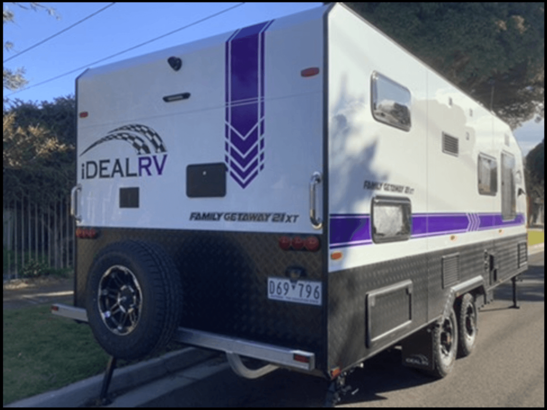 2022 iDeal RV BARRINGTON Family Getaway 21.5" - (1017) — photo 2