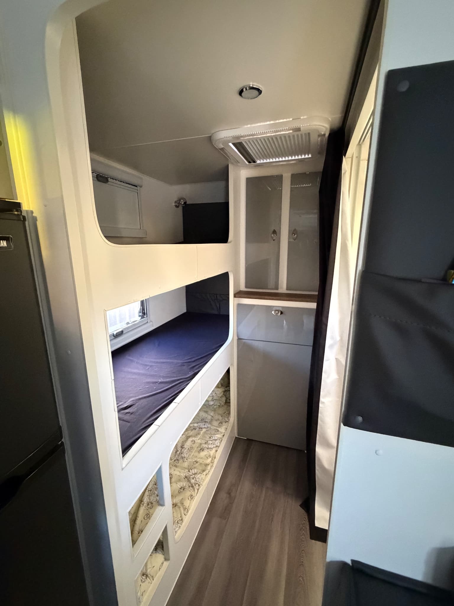2021 Vanman Fall 2.3 — photo 2