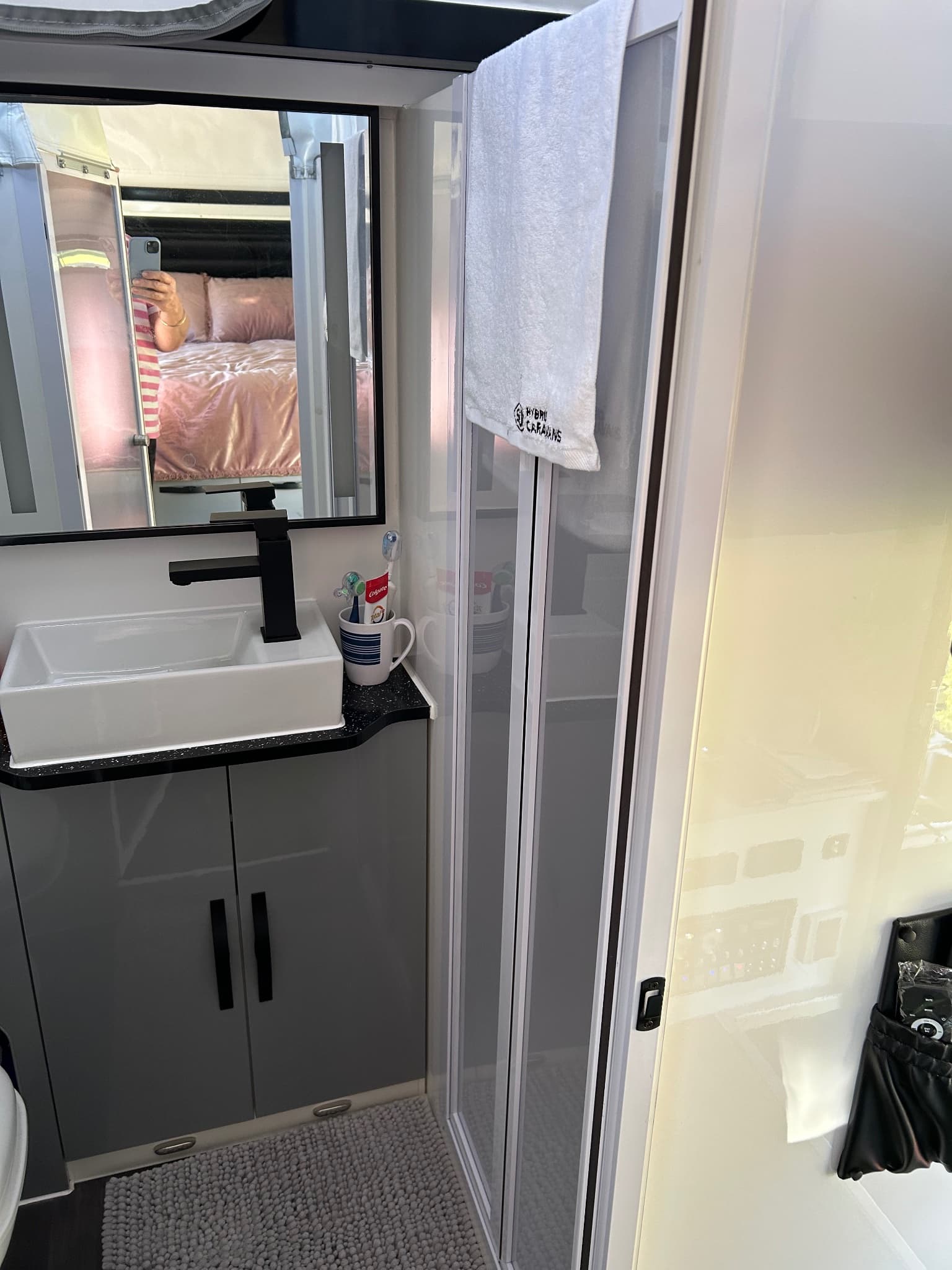 2025 SUV Caravans Guardian 13Plus HR — photo 2