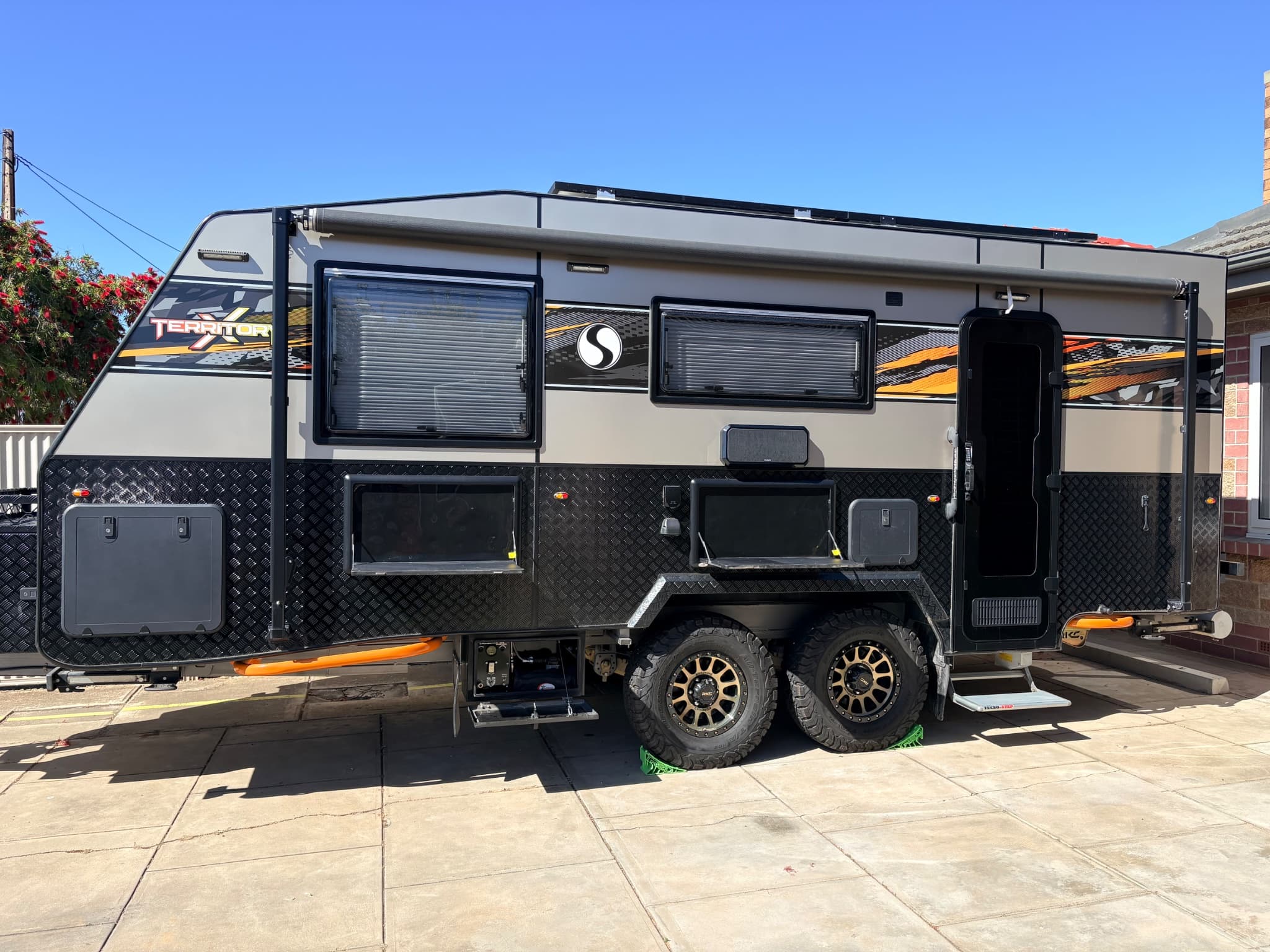 2025 Supreme Caravans Territory X Tourer 20'