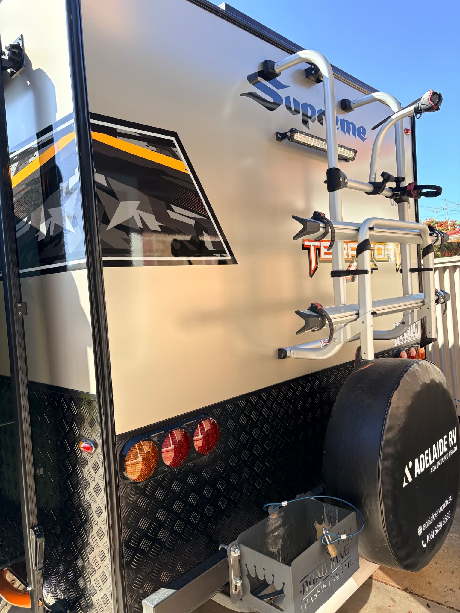 2025 Supreme Caravans Territory X Tourer 20' — photo 2