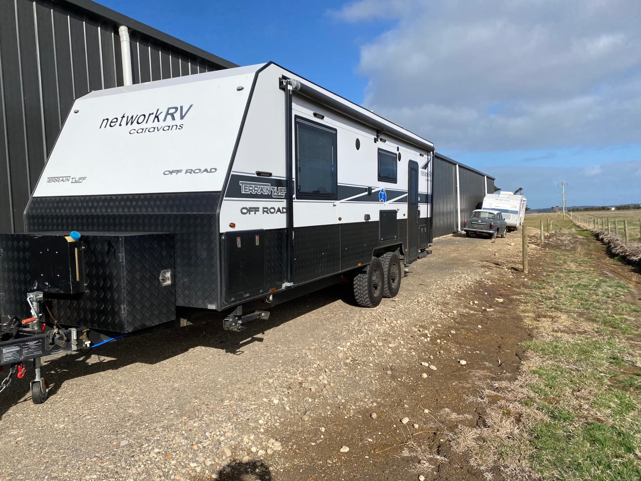2022 Network RV Caravans Couple 23FT Rear Club