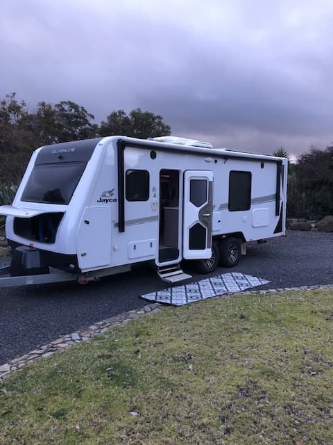 2021 Jayco Silverline 21.65-4 Touring