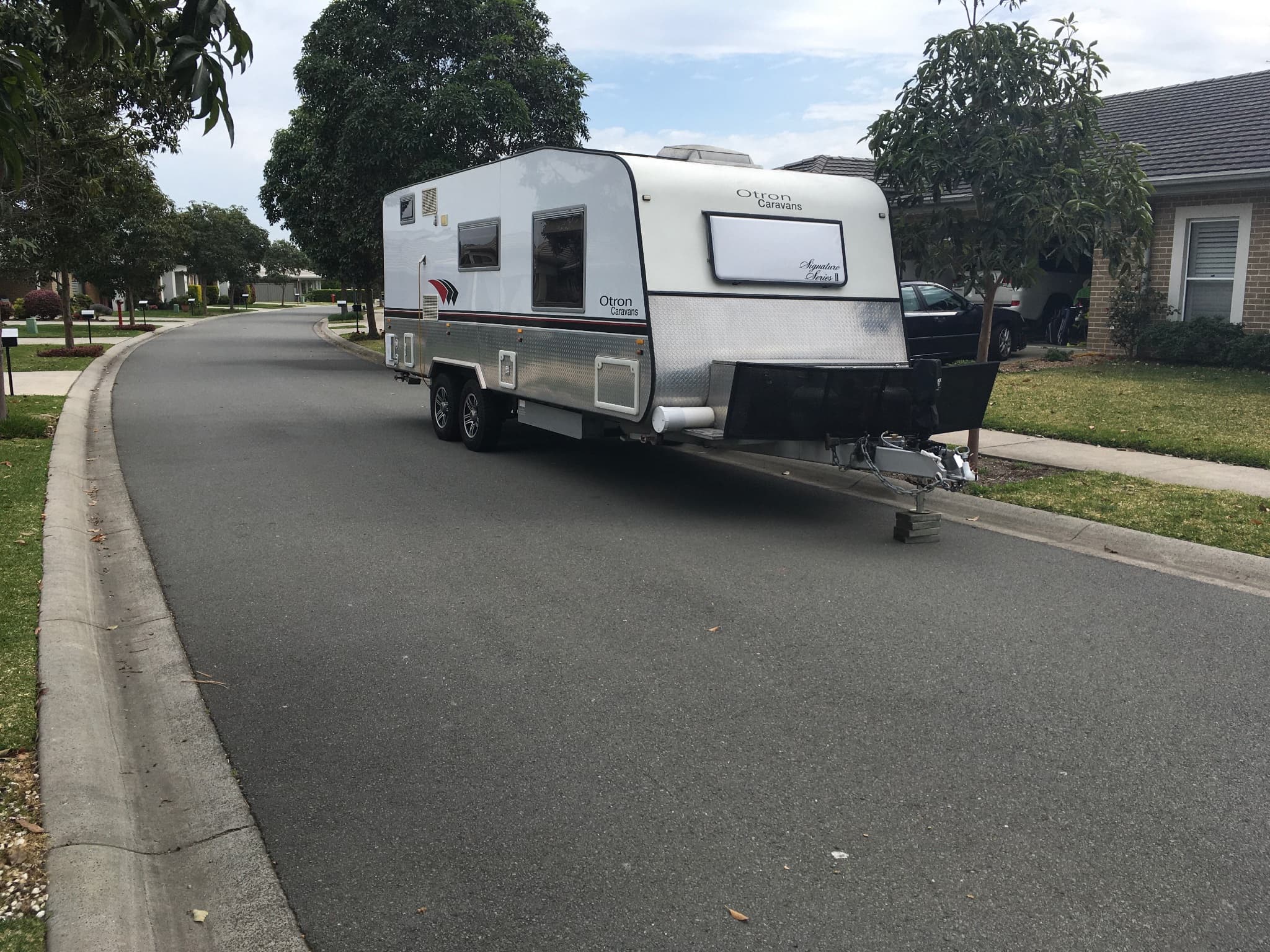 2011 Otron Caravans 22 Ft Independent Suspension