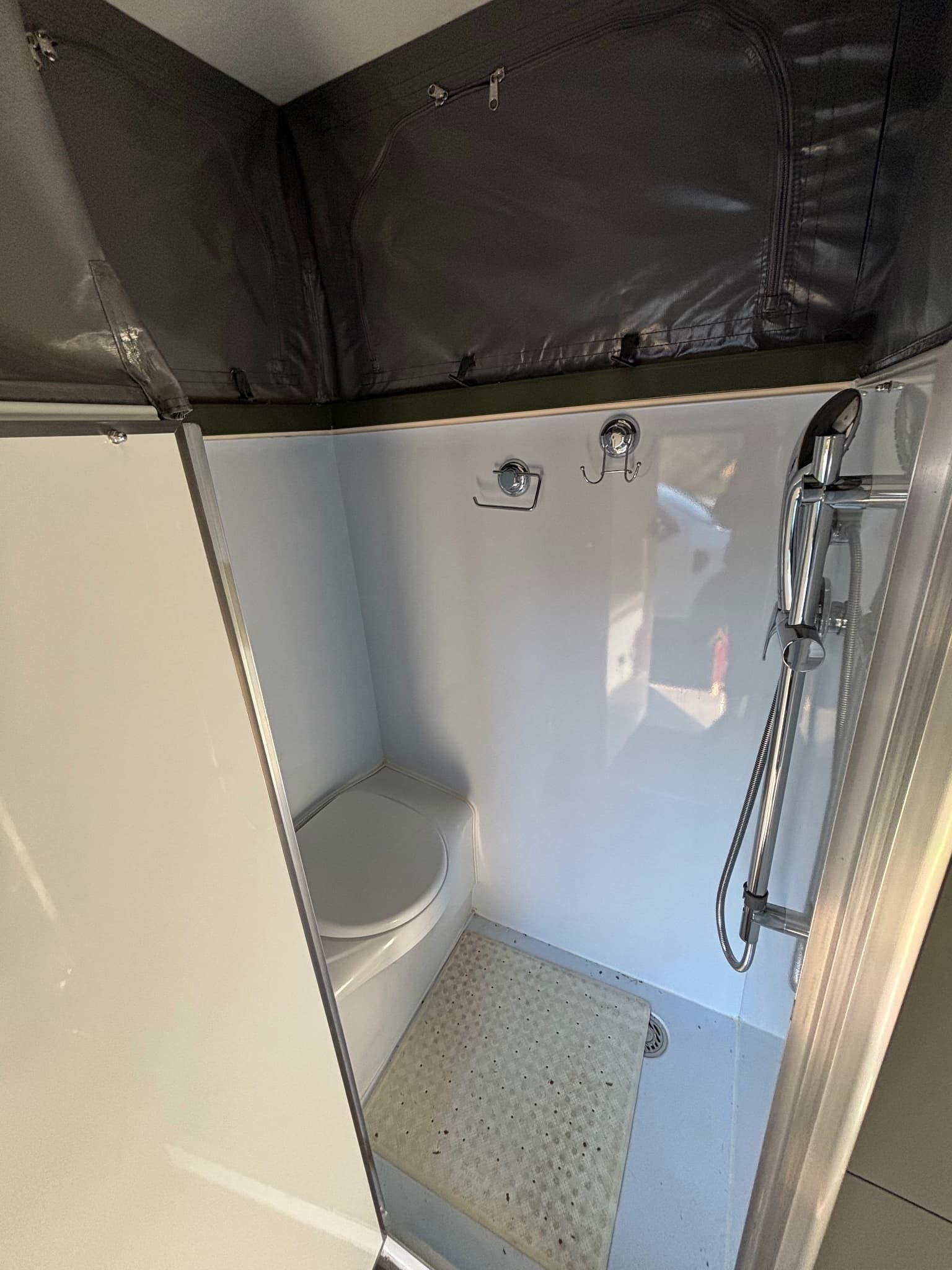 2023 Jawa Campers Solera 12 — photo 2