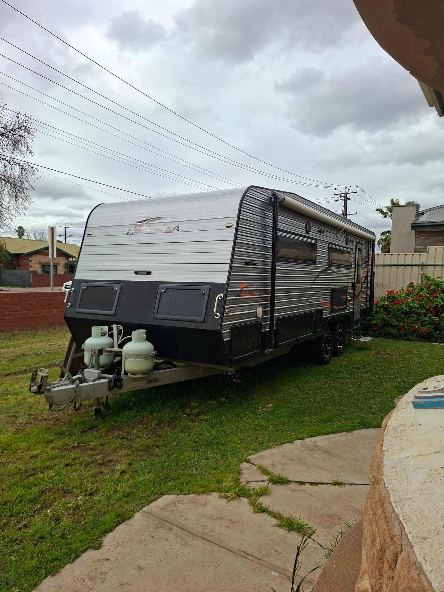 2015 Hitch Hika Caravans Adelaide 23'6