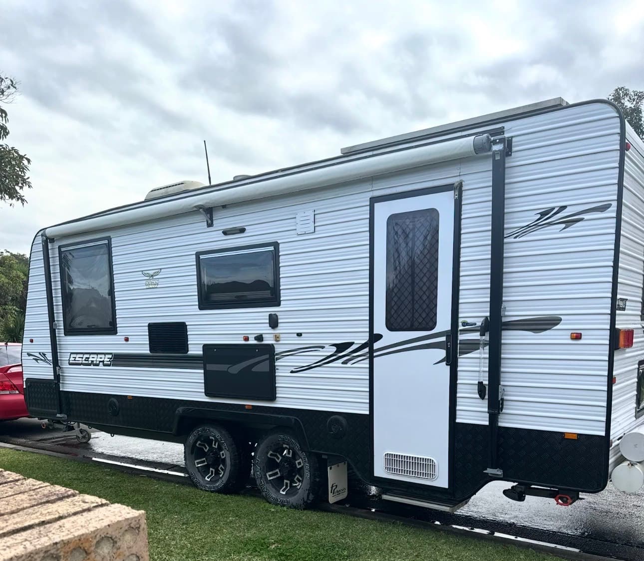 2016 Golden Eagle Caravans Escape Triple Bunks