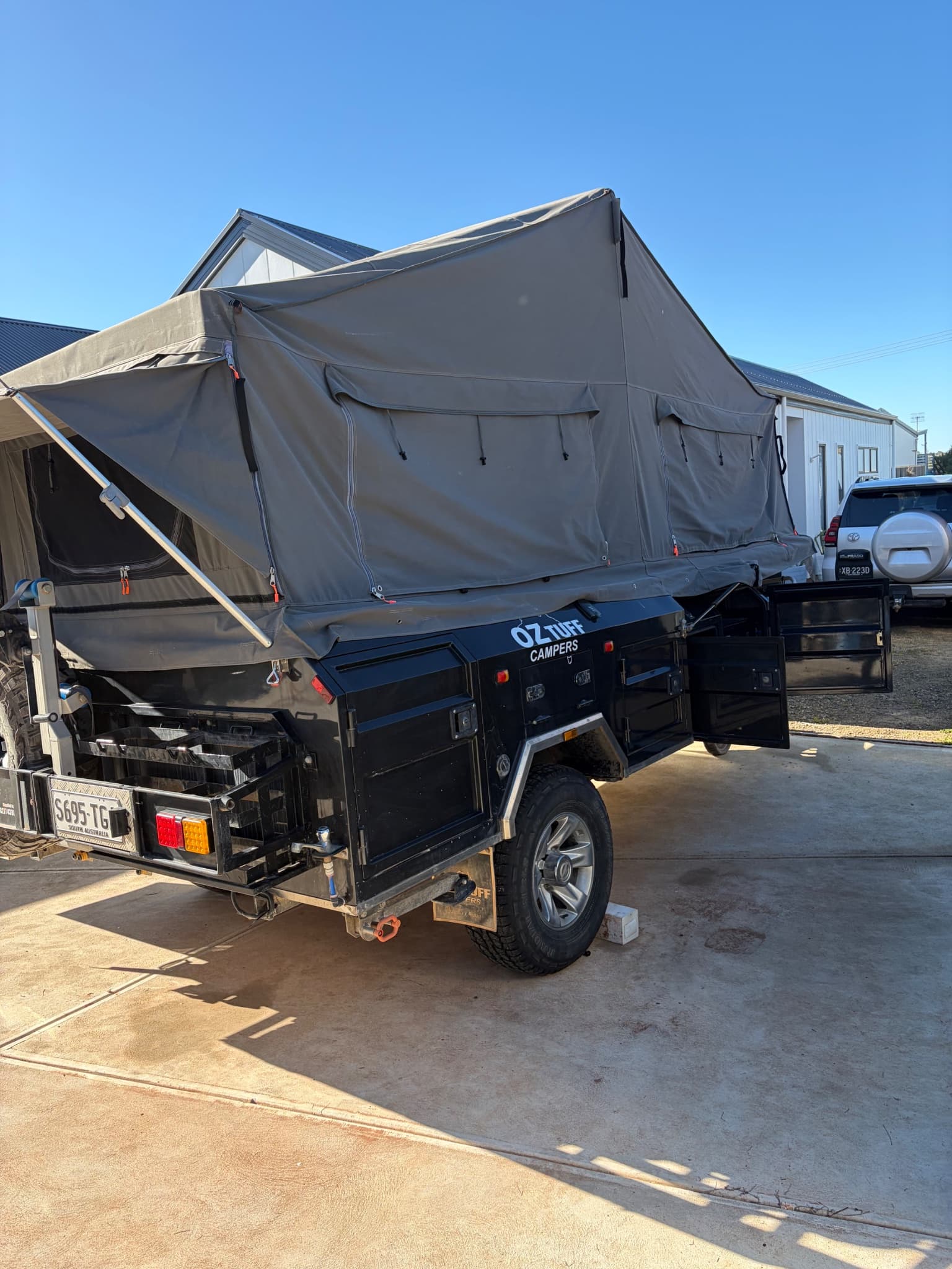 2017 Oz Tuff Forward Fold — photo 2
