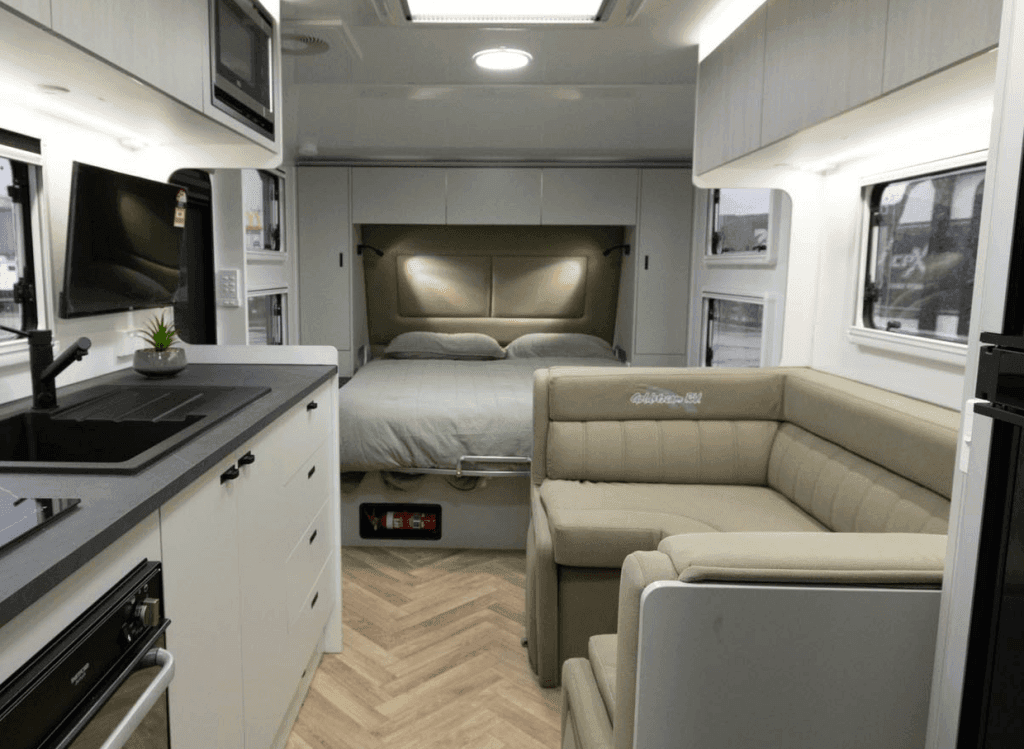 2026 Goldstream RV Tandem Axle - 2050 RE RD / Front Ensuite — photo 3