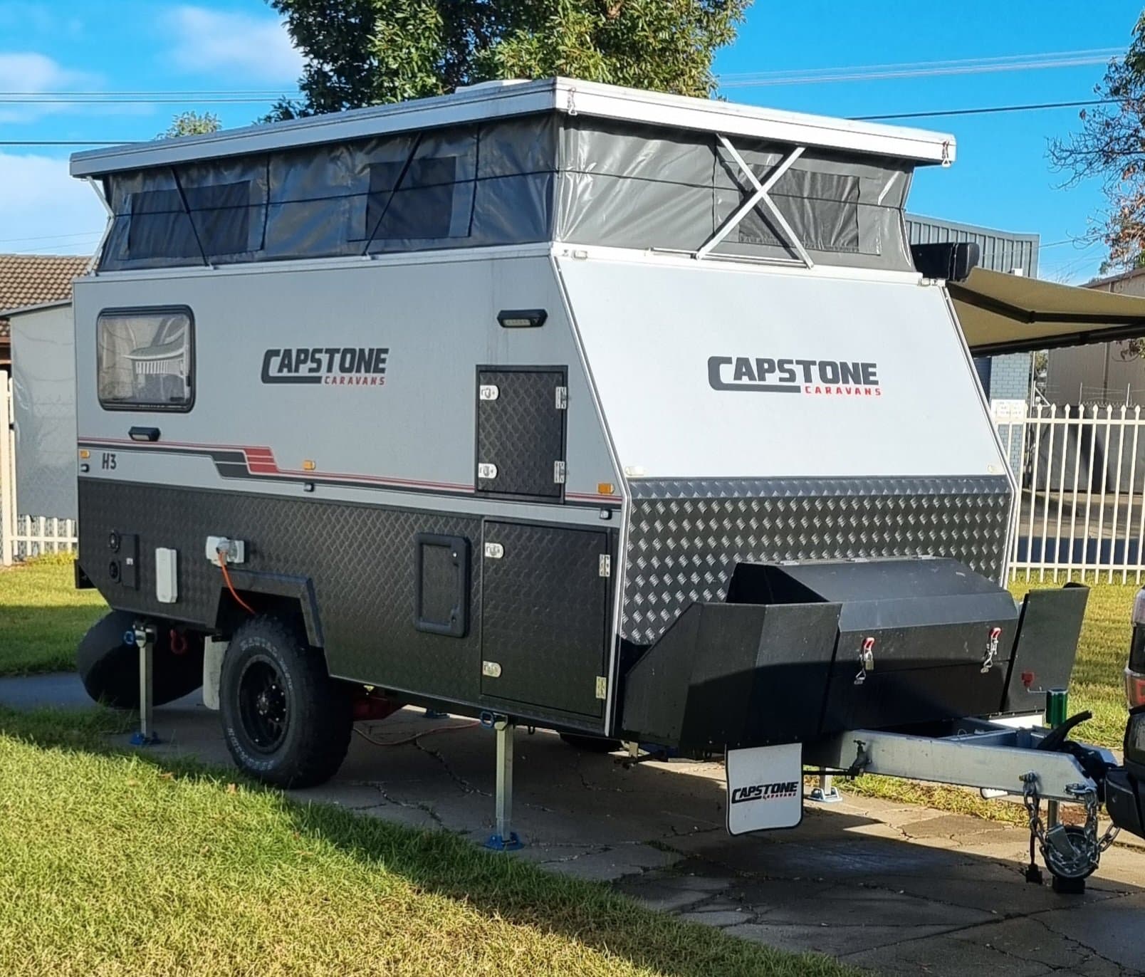2023 Capstone Caravans H3