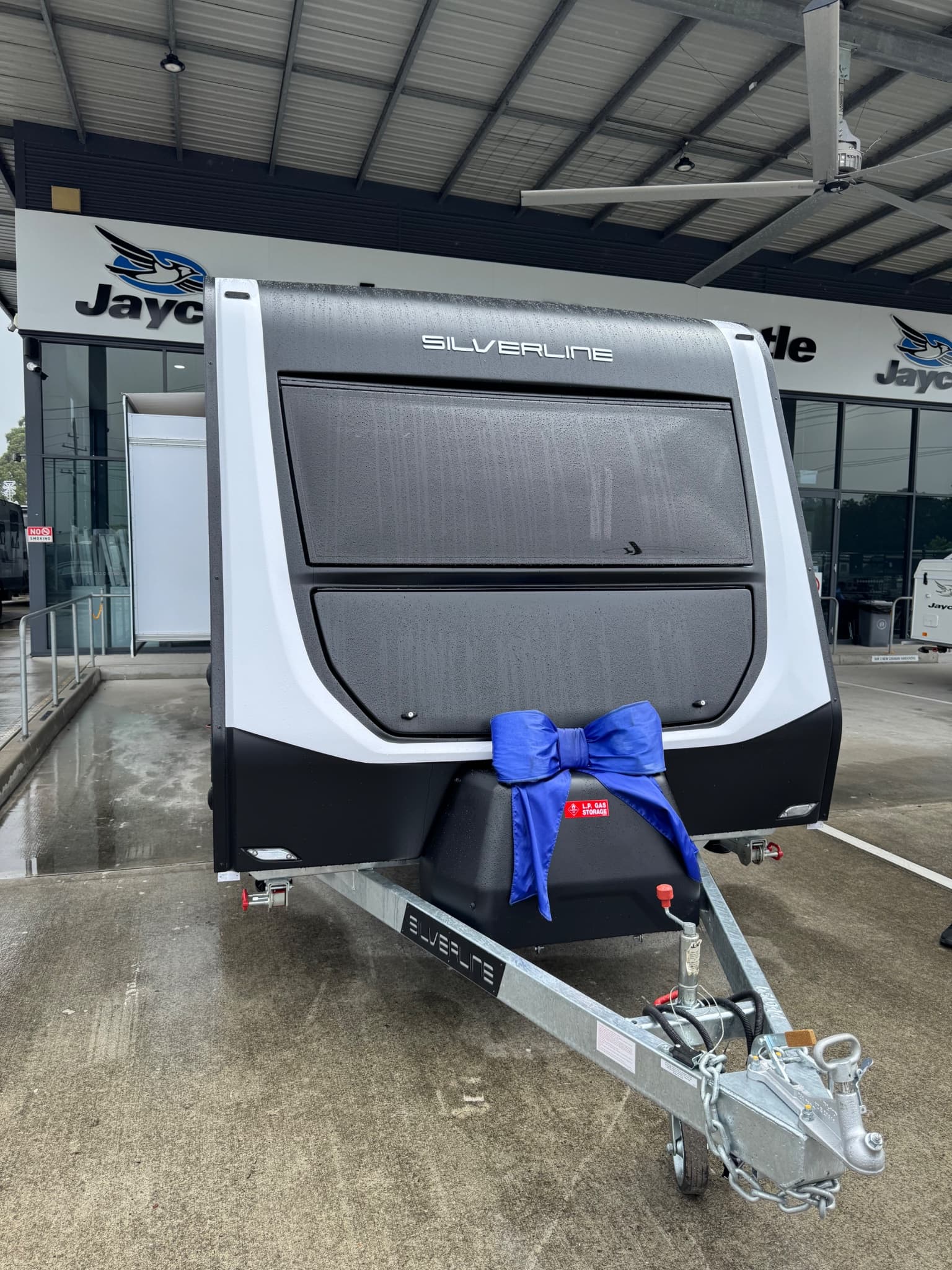 2025 Jayco Silverline 21.65-3 Touring