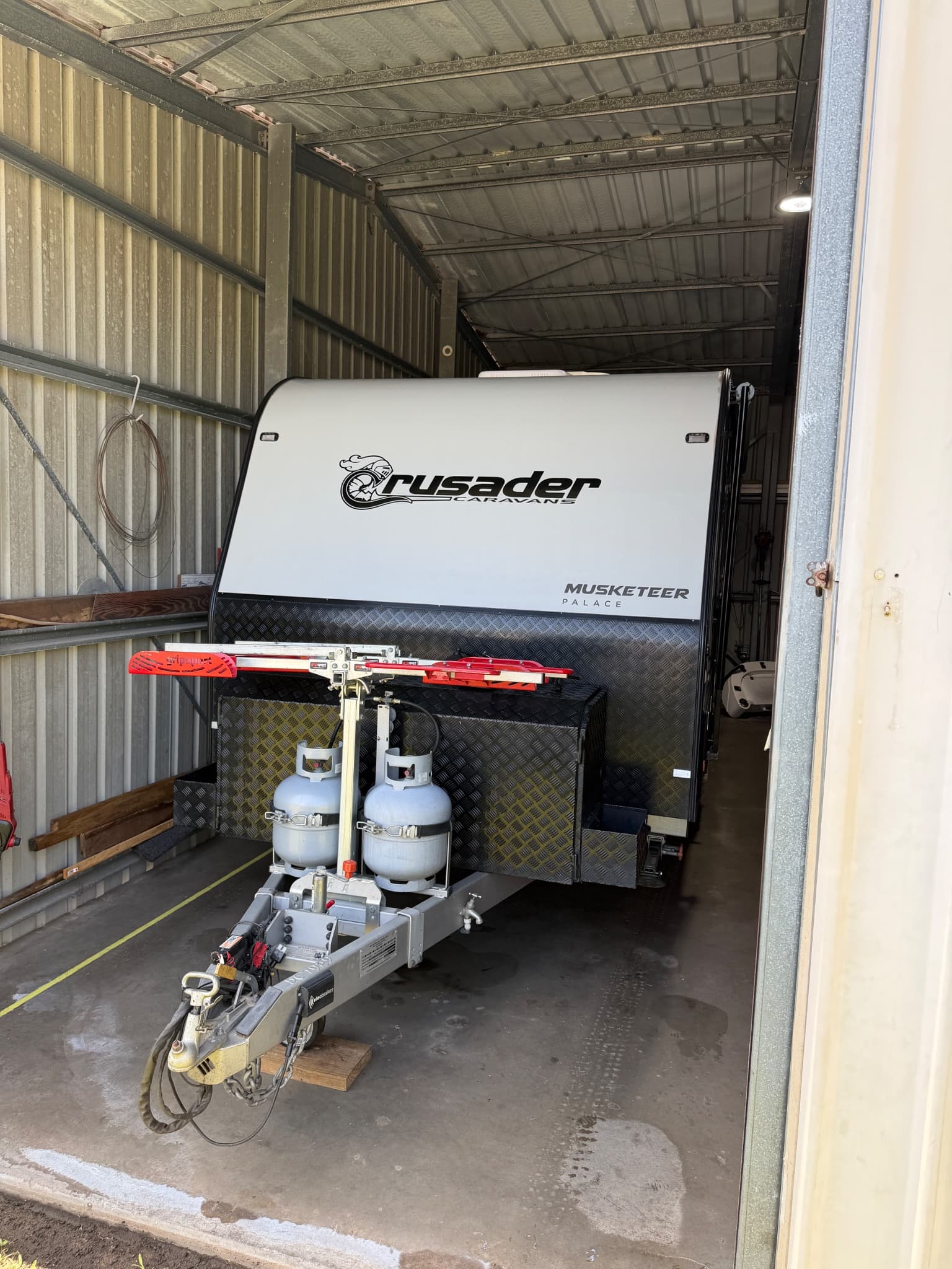 2020 Crusader Caravans Musketeer Palace 21'10
