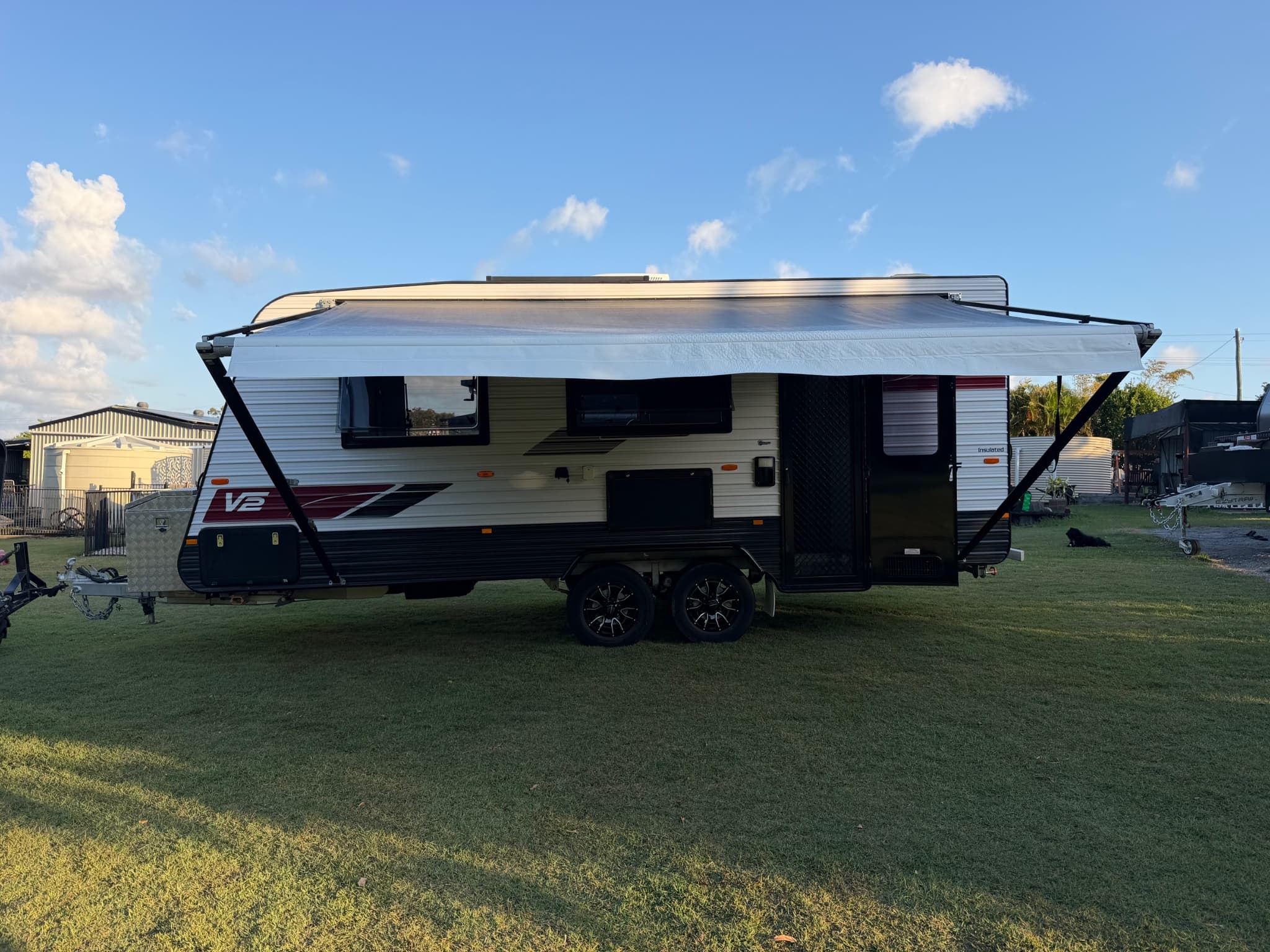 2020 Viscount Caravans V2 — photo 2