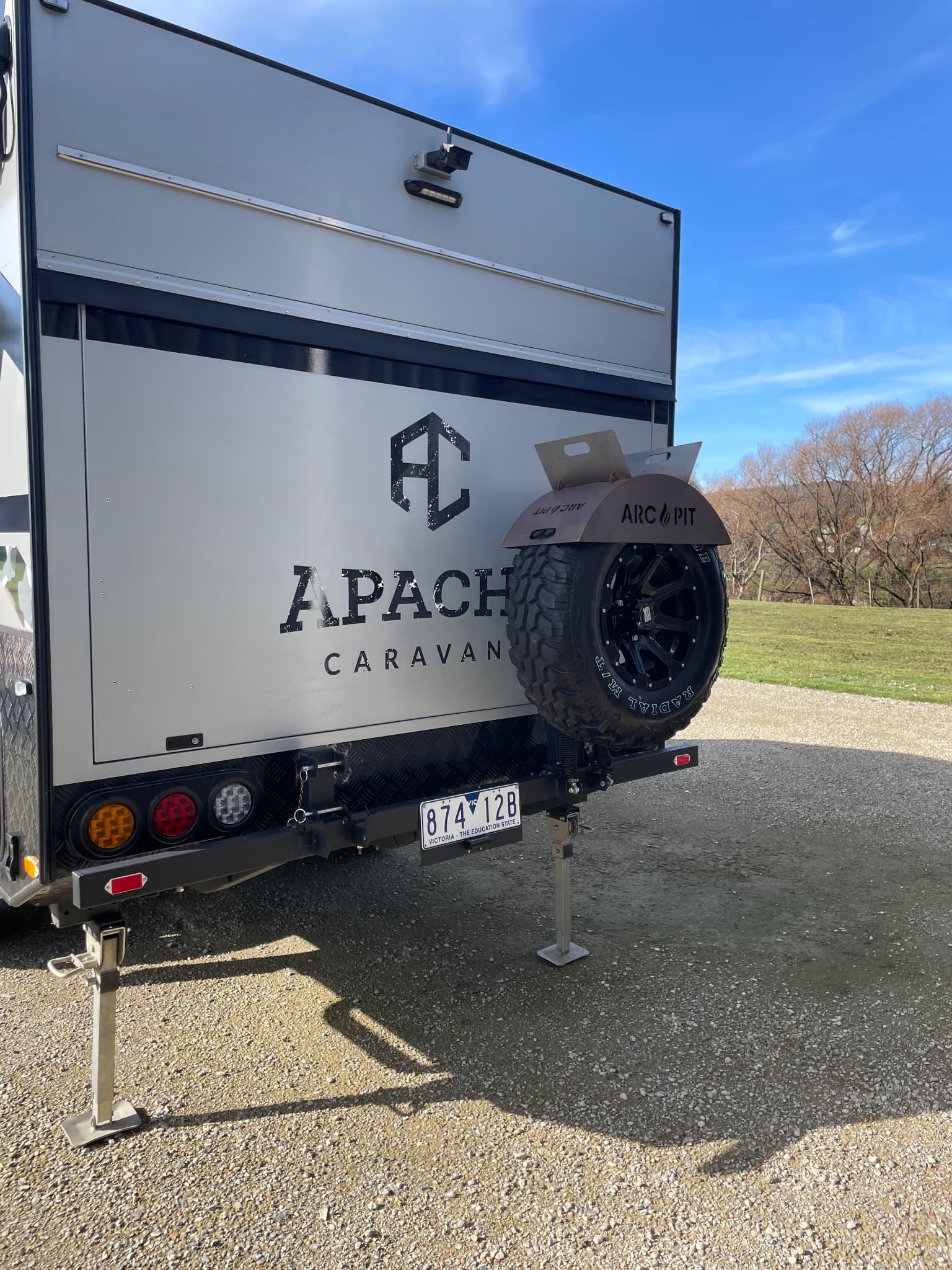 2024 Apache Campers Navigator 15 — photo 2