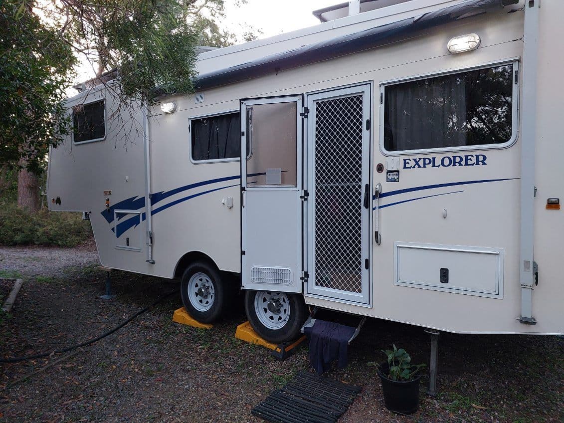 2010 Dryden Explorer 25ft