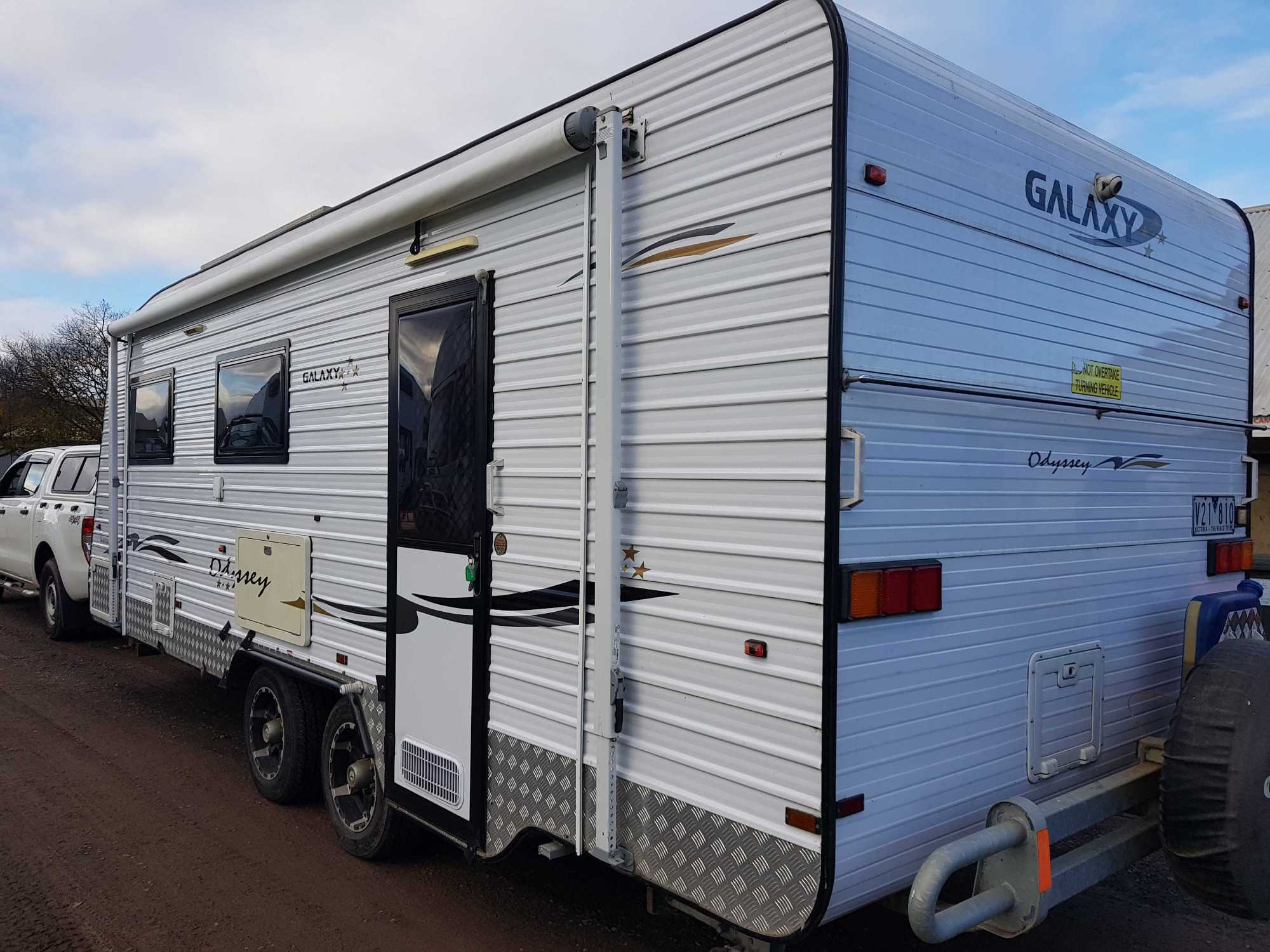2013 Galaxy Caravans Odyssey — photo 2