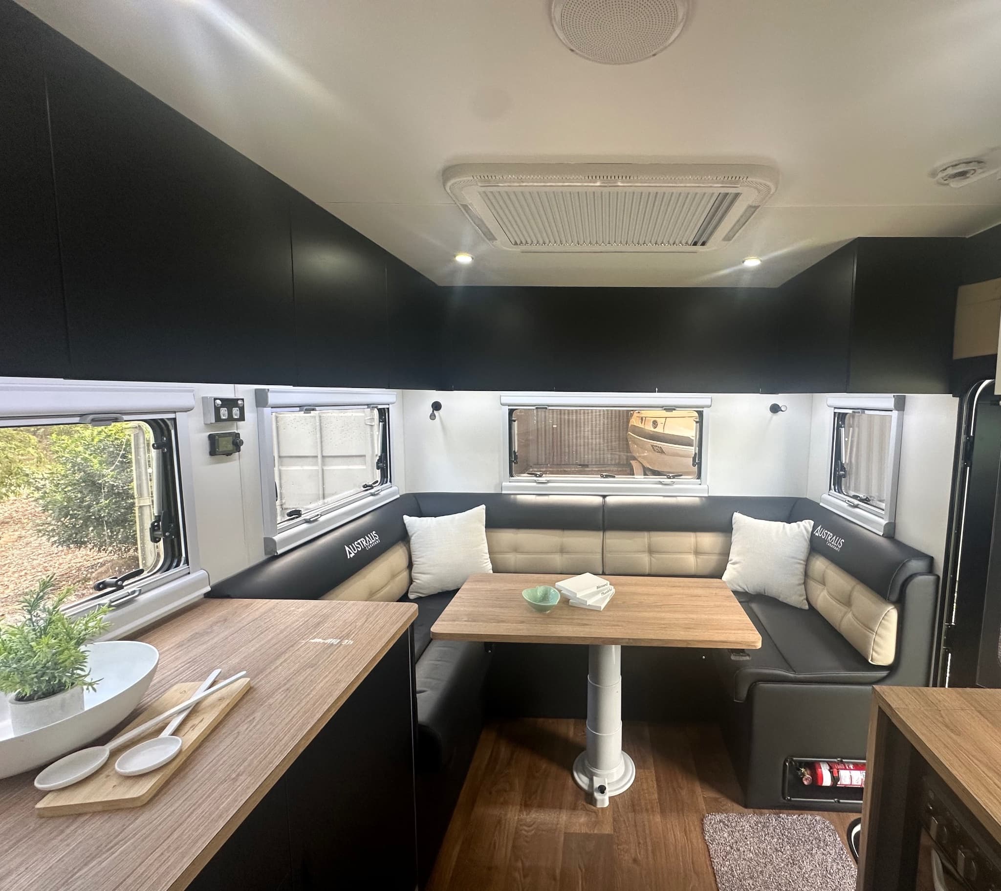 2023 Australis Caravans Overland 22.8ft Couples — photo 2