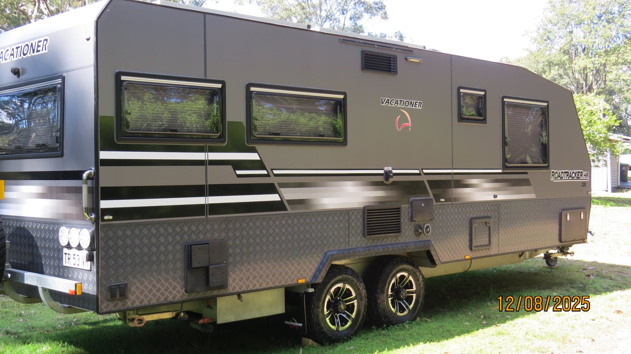 2018 Vacationer Caravans Roadtracker couple 229R — photo 2