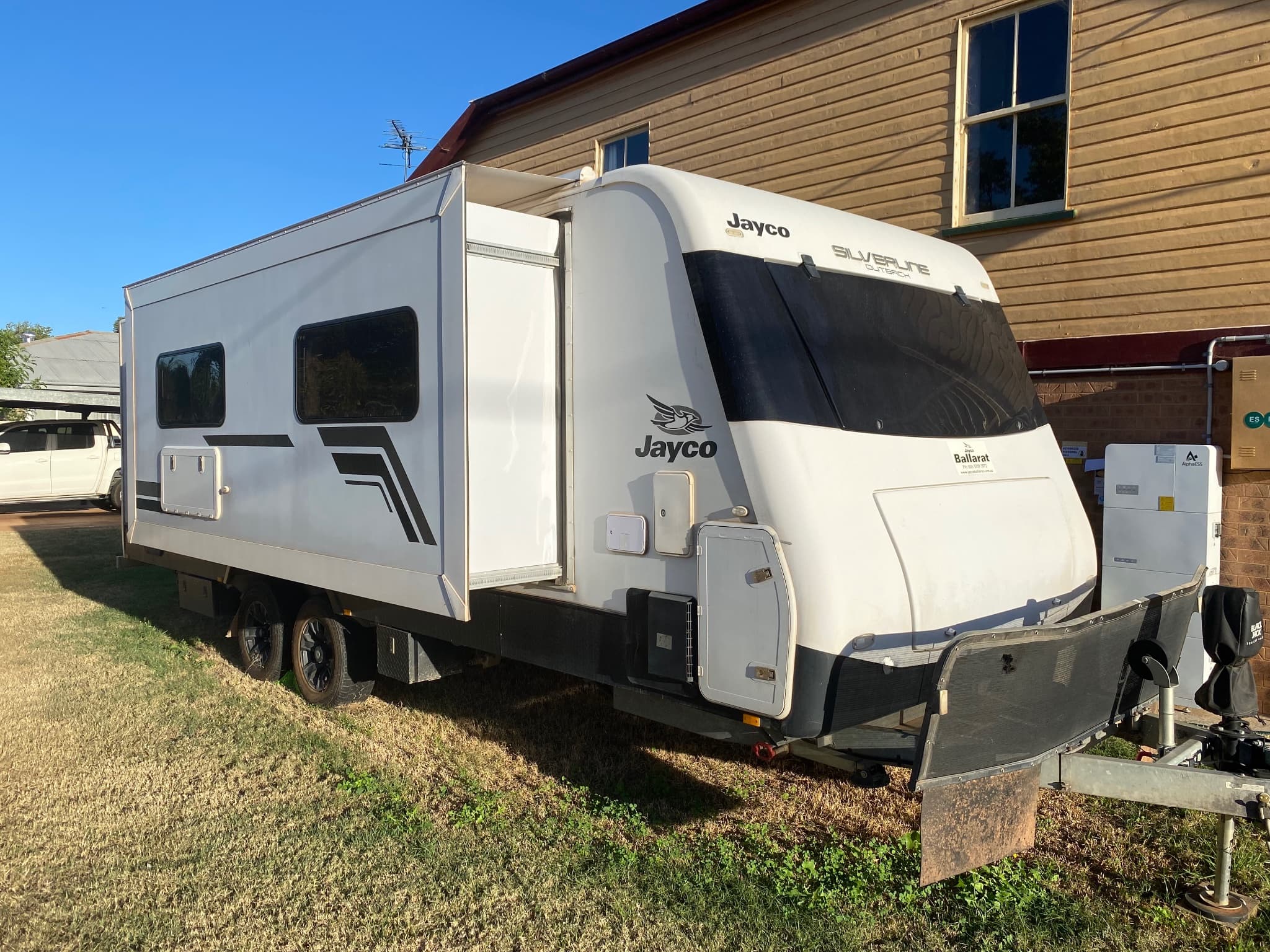 2018 Jayco Silverline 24.75-4 Outback — photo 3