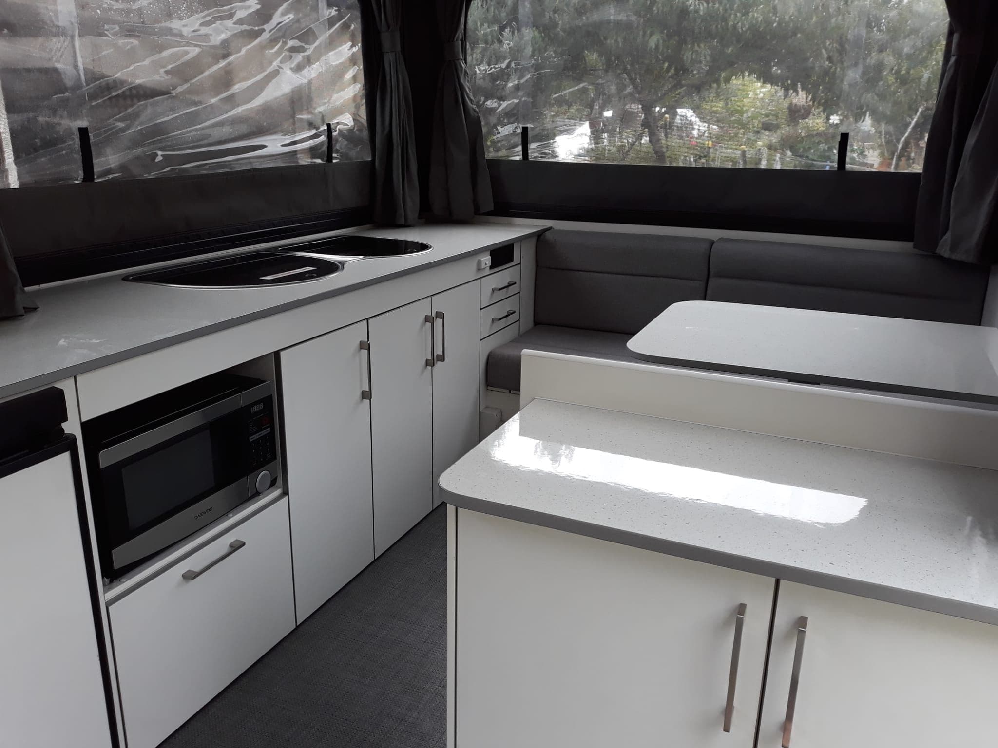 2021 New Age Caravans Road Tripper — photo 2