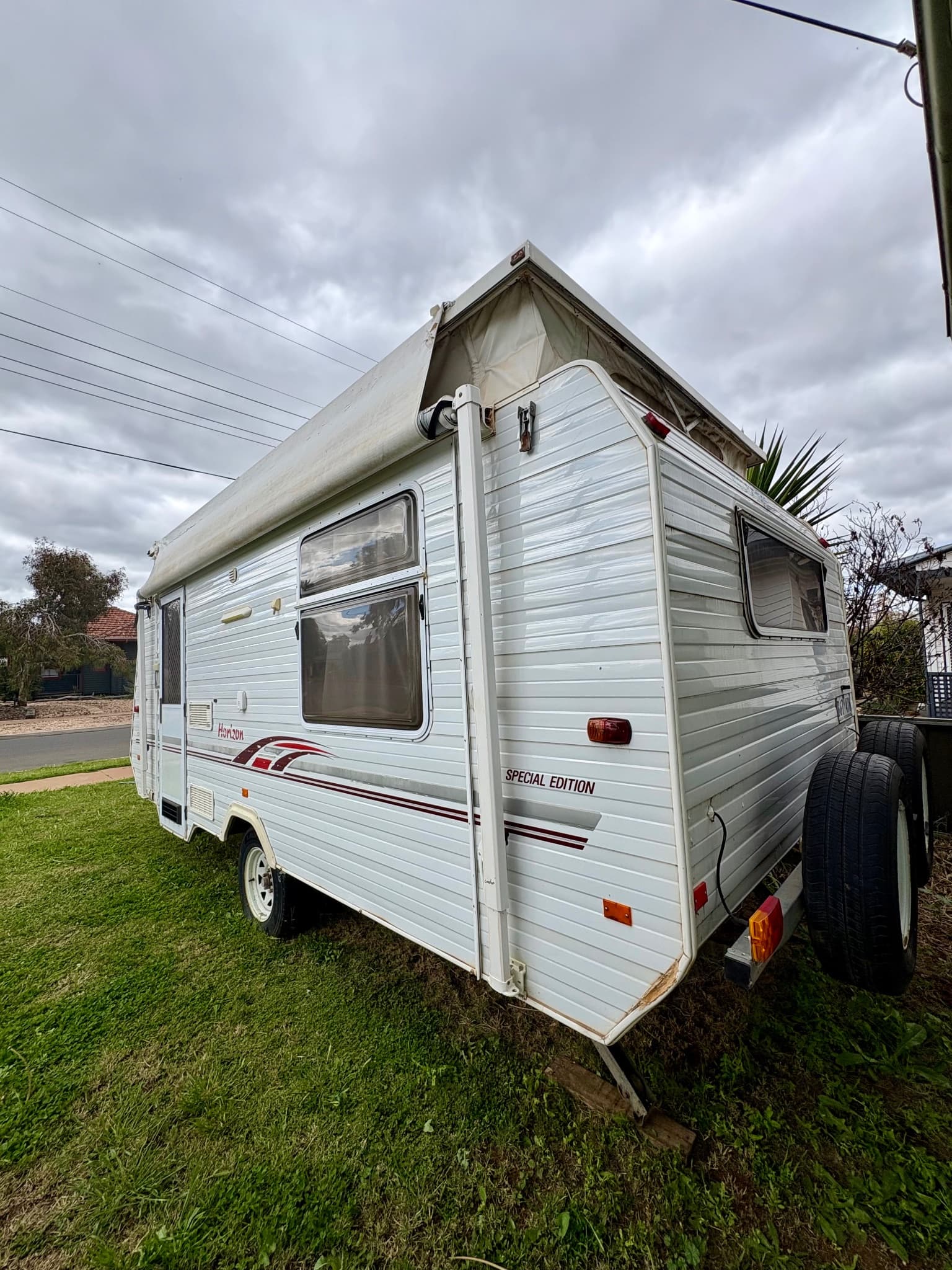 2004 Millard Caravans Horizon — photo 2