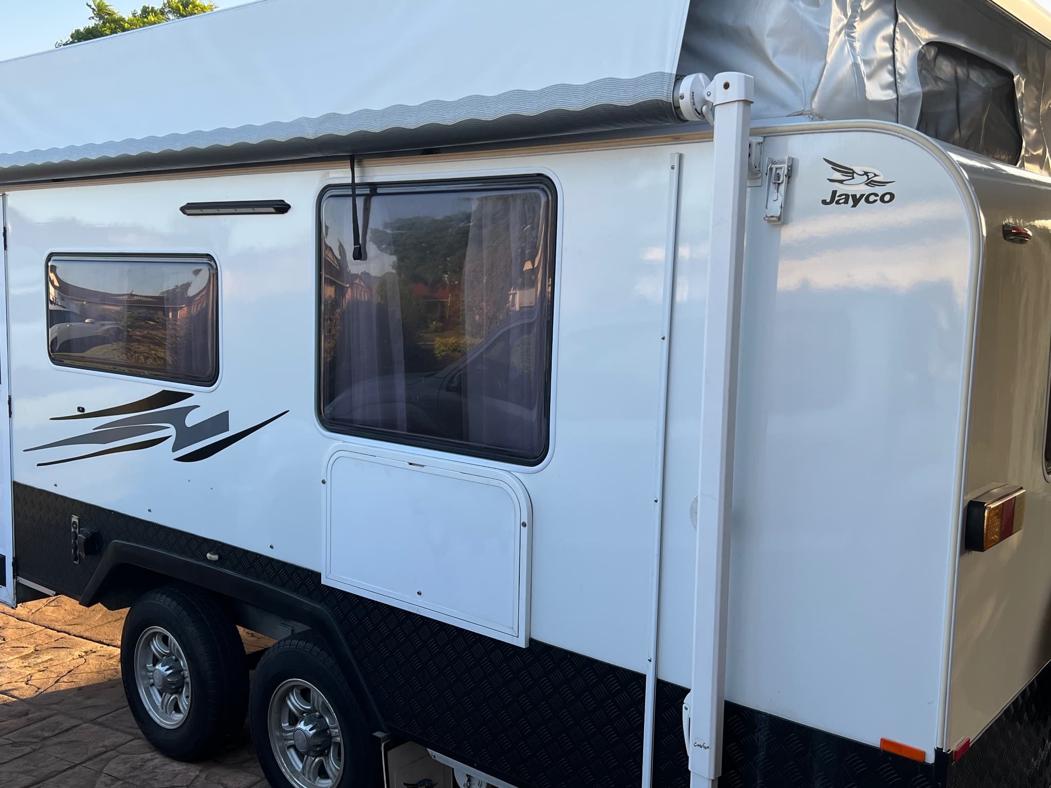 2007 Jayco Sterling 17-55-3 — photo 2