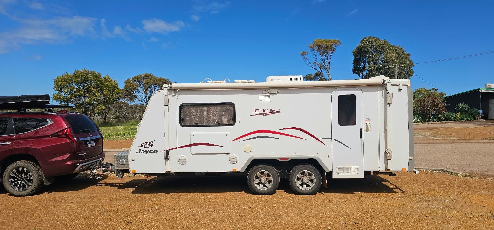 2014 Jayco Journey Twin Single Beds