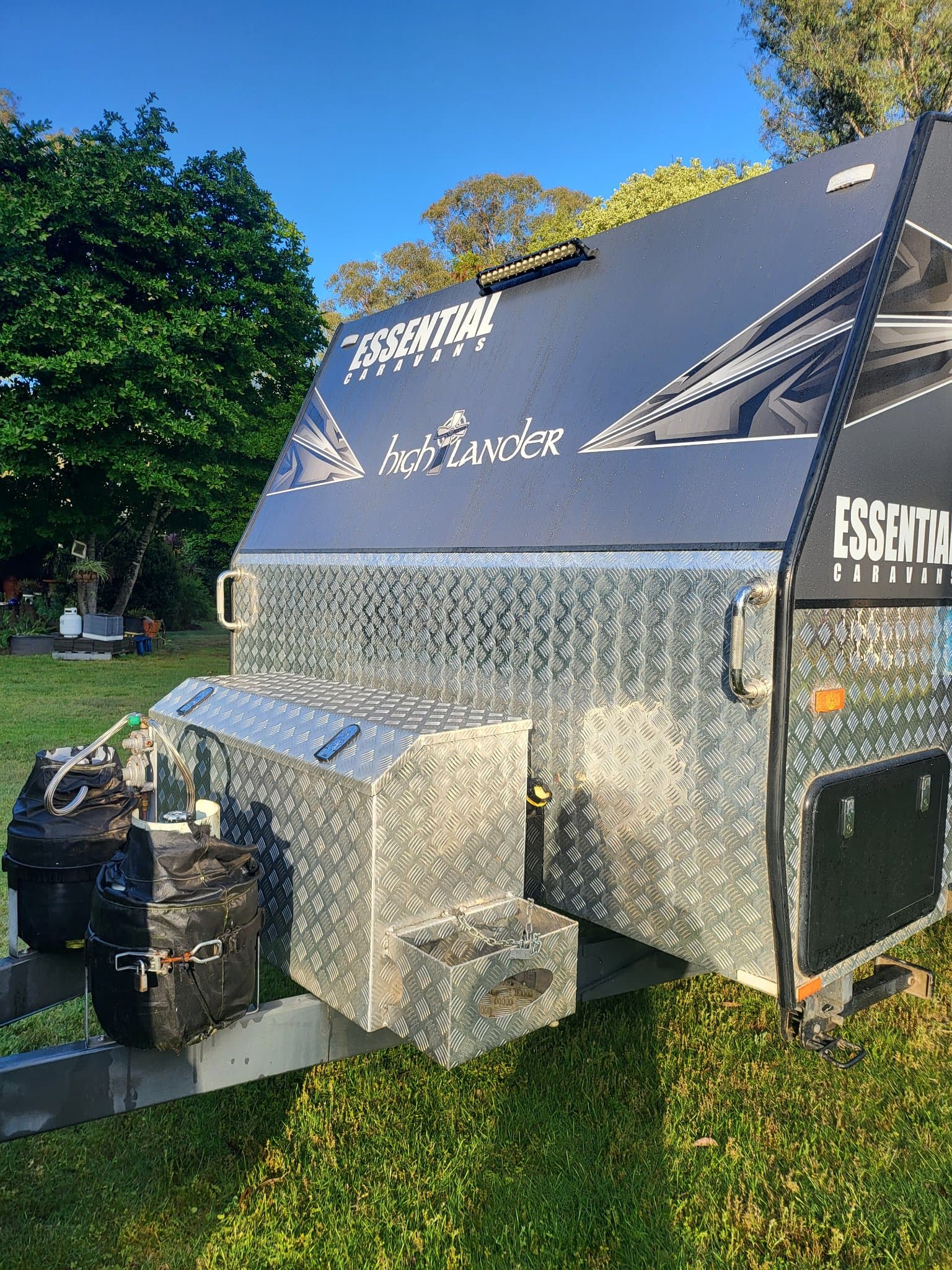 2022 Essential Caravans Highlander V5-2 20'6"