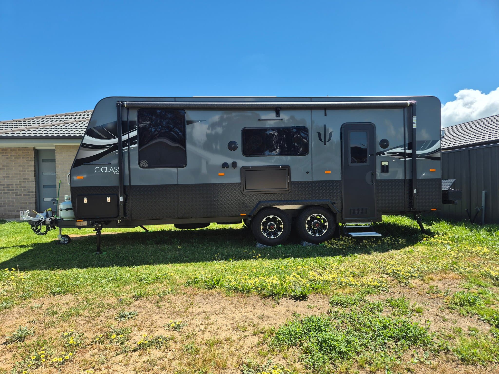 2022 Essential Caravans C-Class Touring V7 Club 21'6" — photo 2