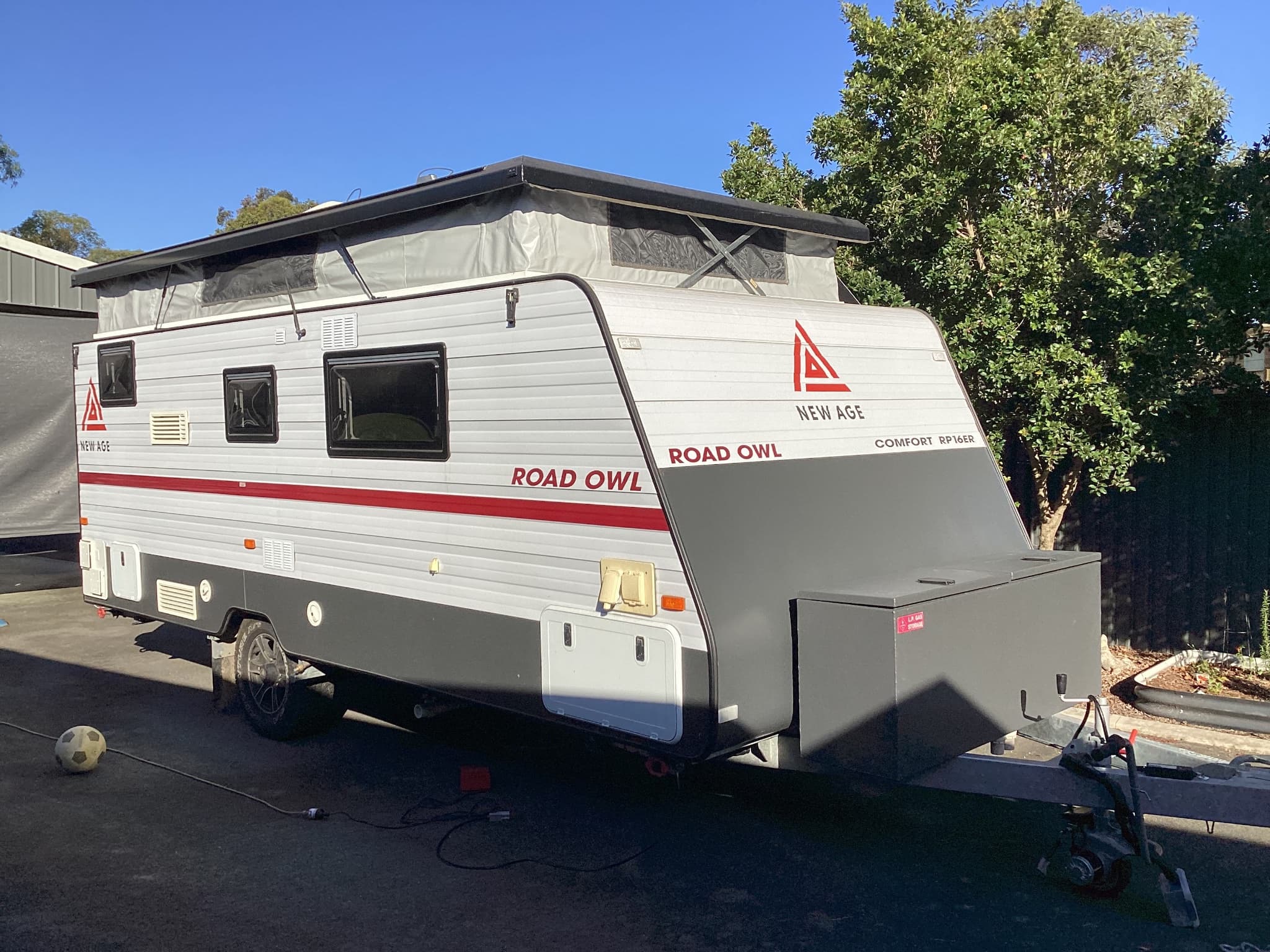 2021 New Age Caravans Road Owl Comfort 16ft